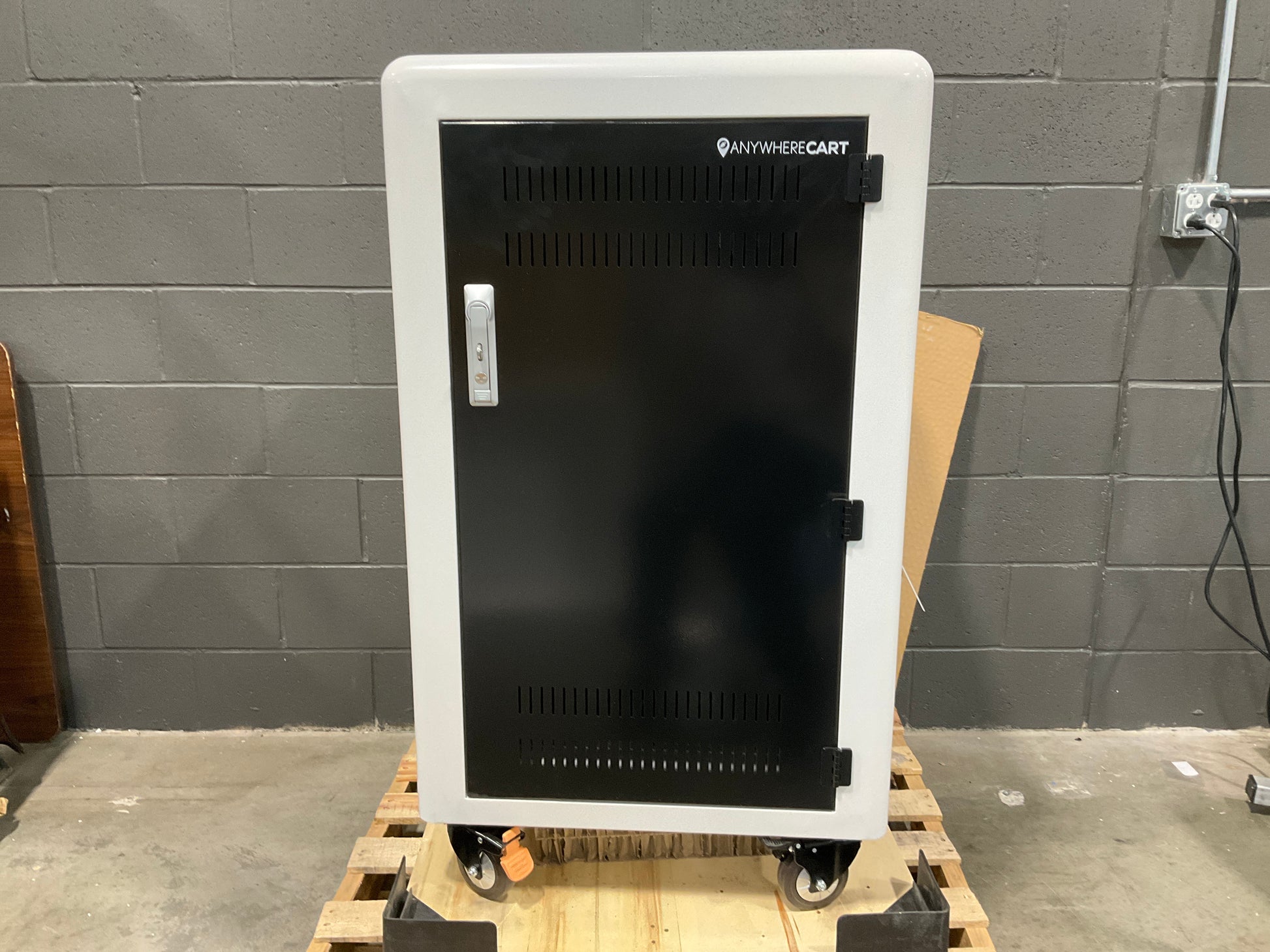 Anywhere-Cart-Charge-Cart-36