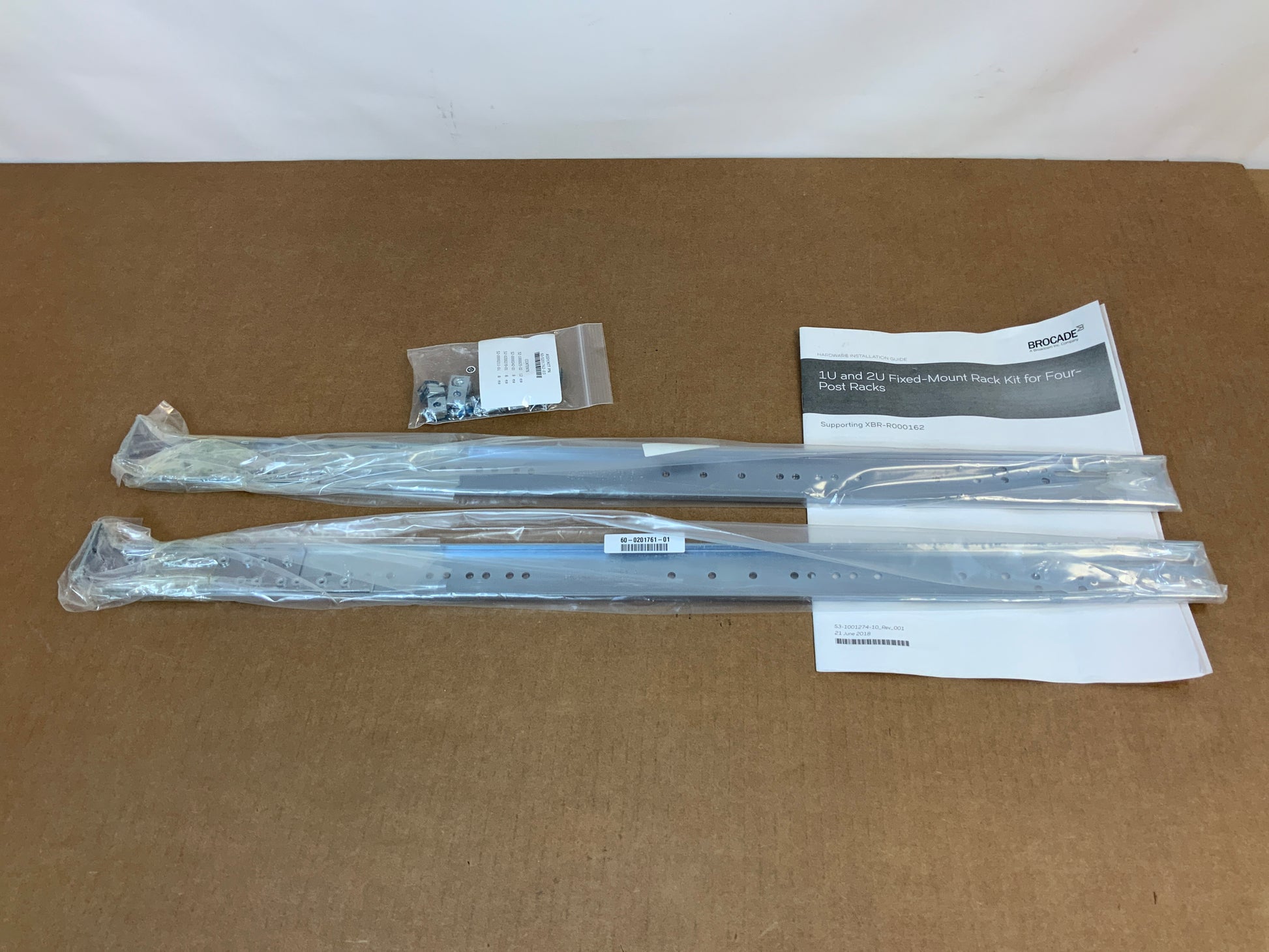 Brocade-Rack-Mount-Kit--200E-300-41-5K-