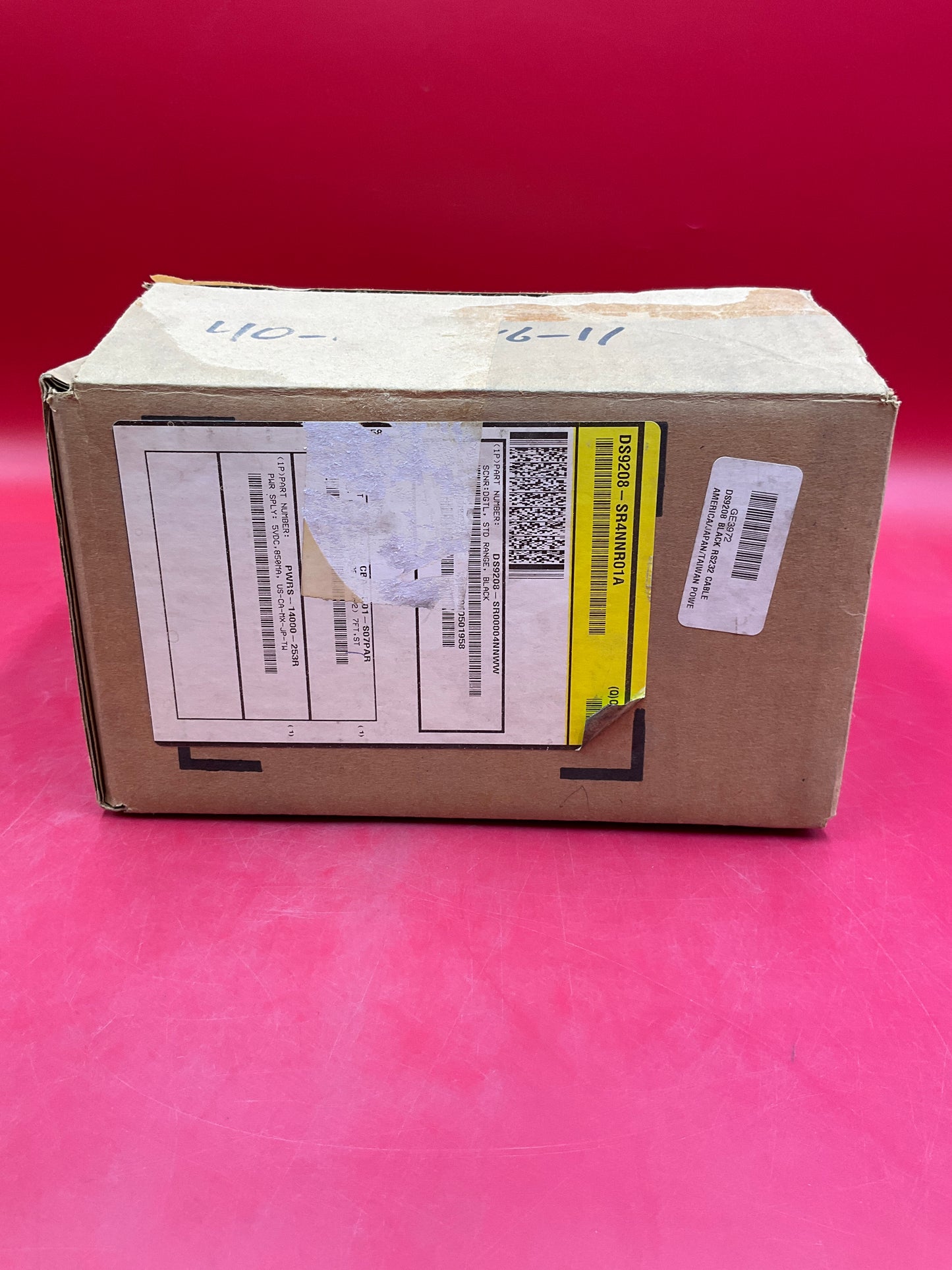 Zebra-Motorola-DS9208-Omni-Directional-Scanner-Kit--serial-