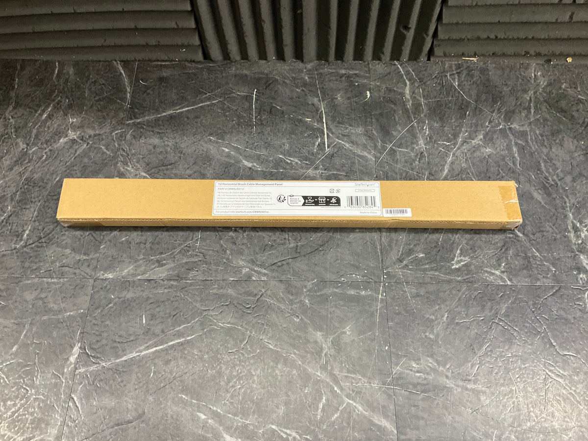 StarTech-1U-Horizontal-Brush-Cable-Management-Panel