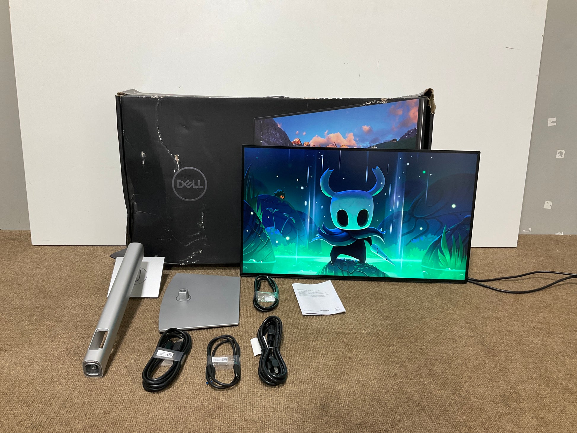 Dell-UltraSharp-U2723QE-27--USB-C-LED-LCD-Monitor--4K-