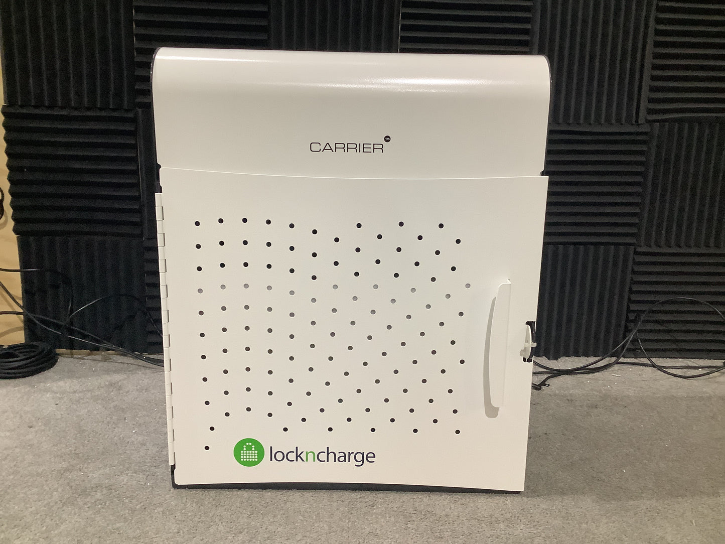 LocknCharge-Carrier-15-Charging-Station