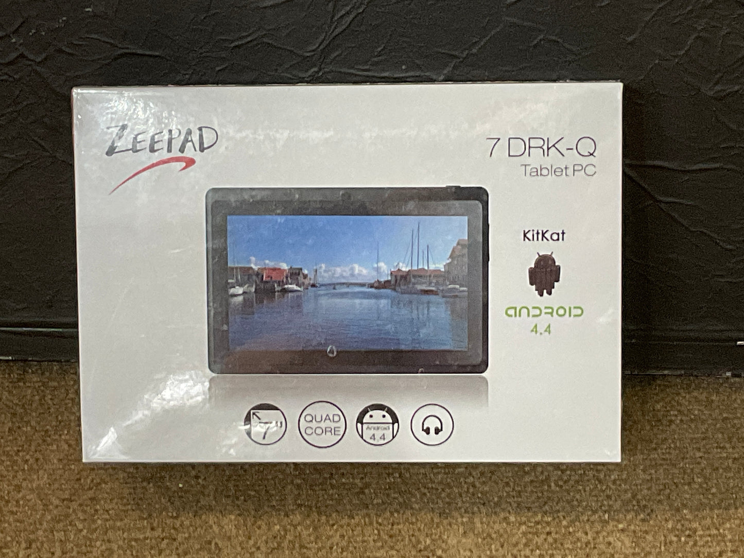 WorryFree-ZeePad-4GB-WiFiN-7-Android4-4