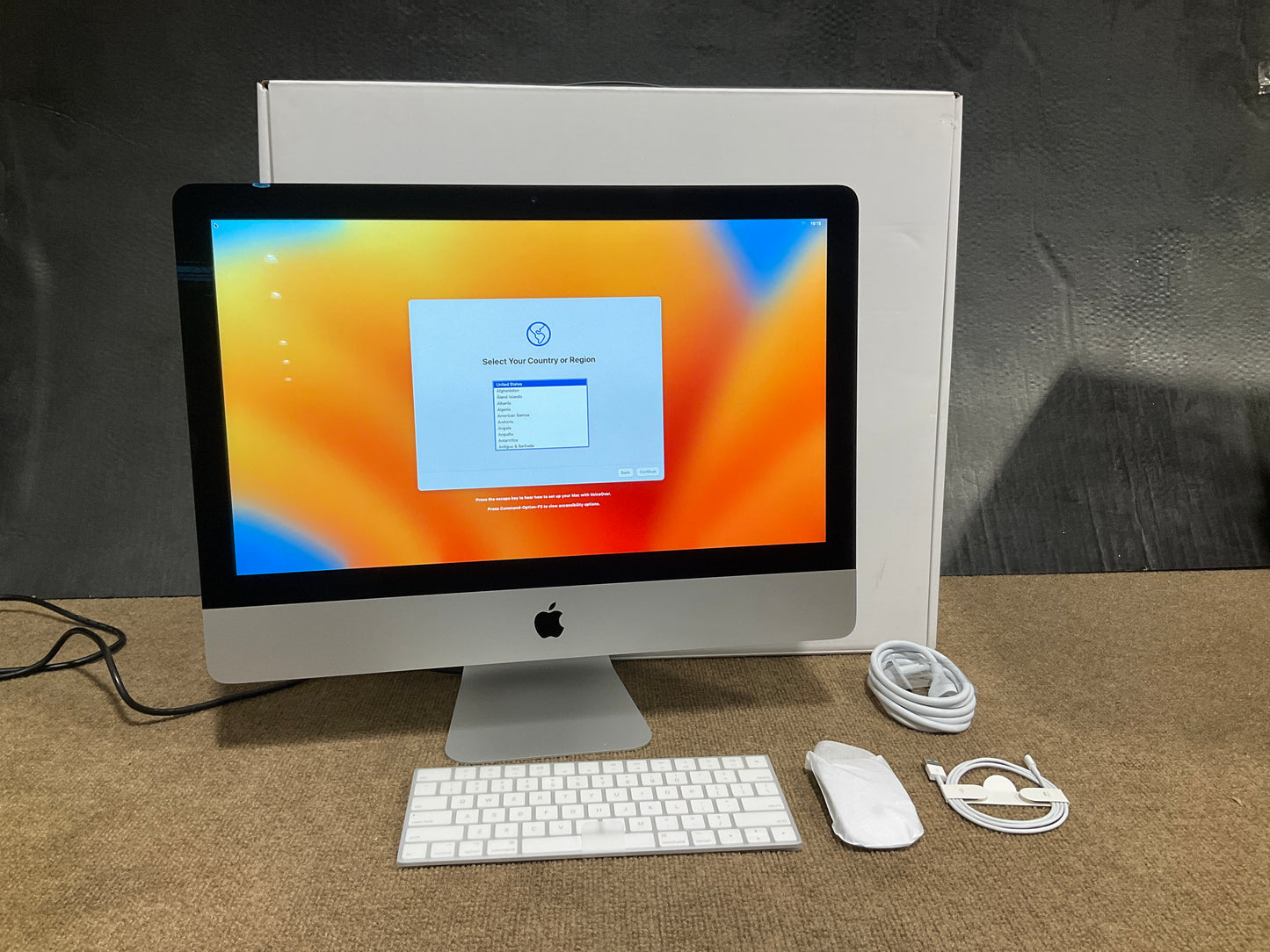 Apple-iMac-i5-7360-8GB-1TB-BT-WiFiAC-21F--mid-2017-