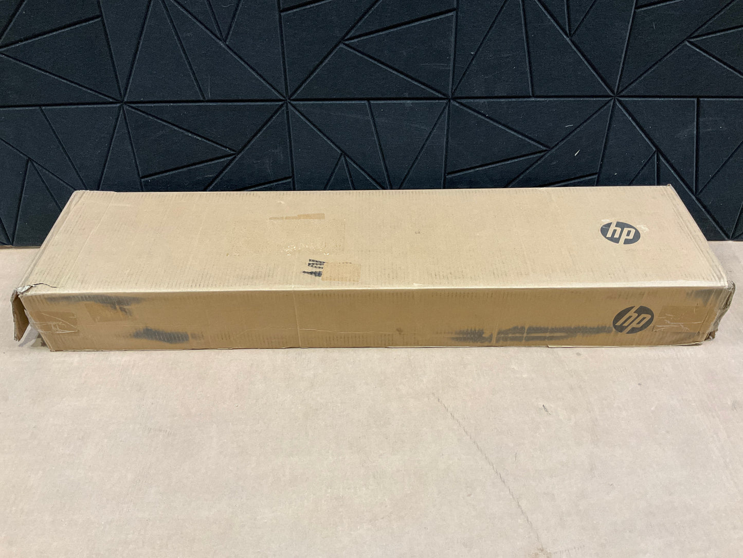 HP-DesignJet-Everday-Adhesive-Glossy-Film-Roll--42-x75--