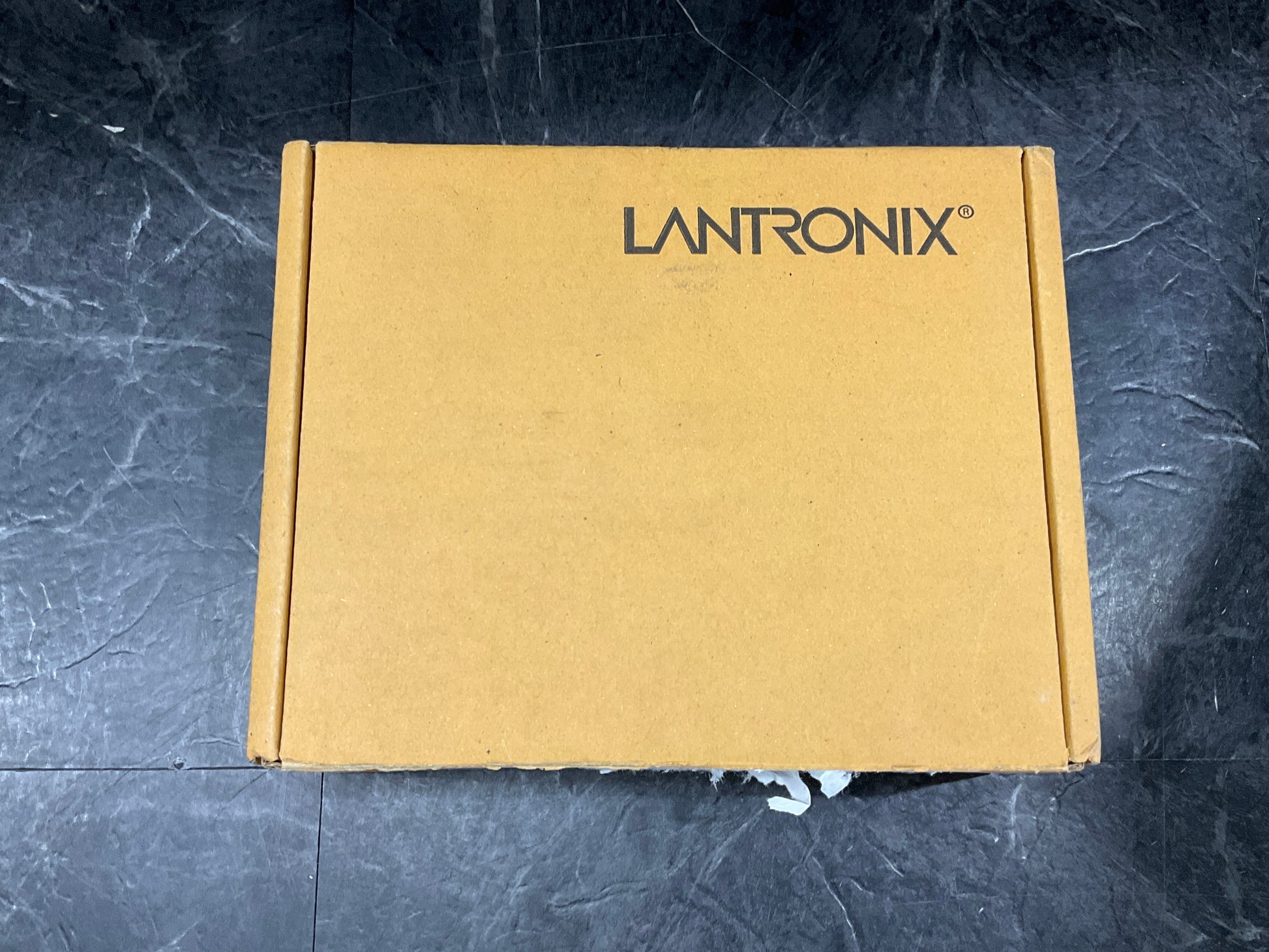Lantronix-1-port-Serial-to-IP-Terminal-Device-Server