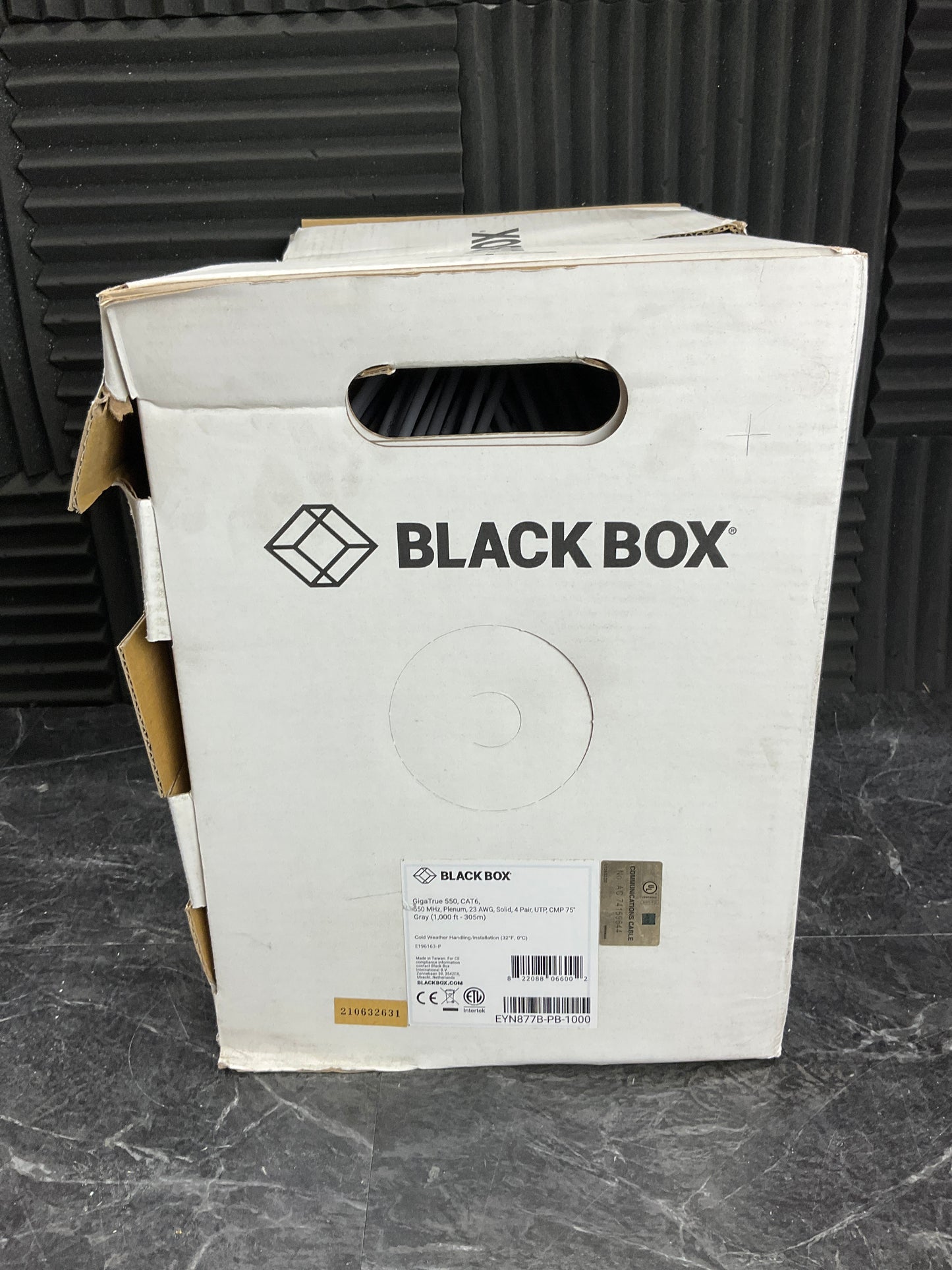 BlackBox-Gigatrue-550-CAT-6-Plenum-Cable---1000-feet--gray-