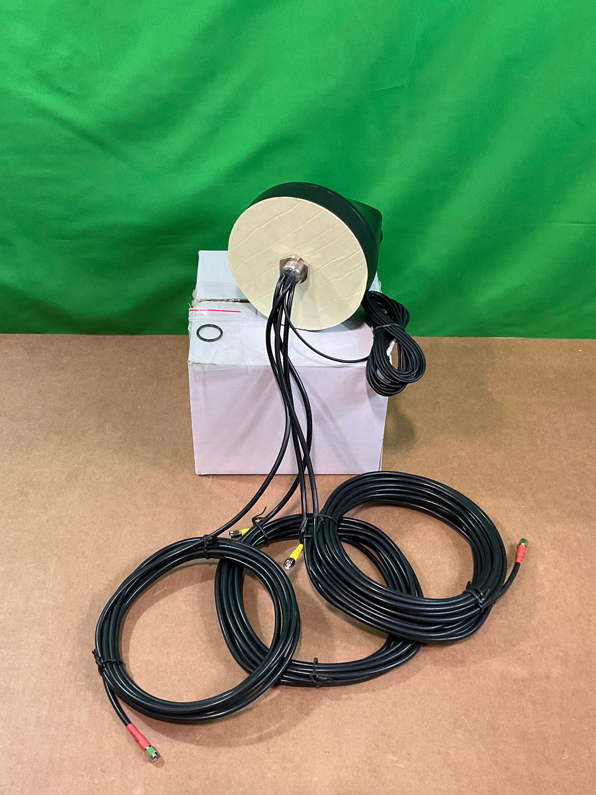 AG-Antenna-Group-AG65-Enterprise-5-Lead-Antenna