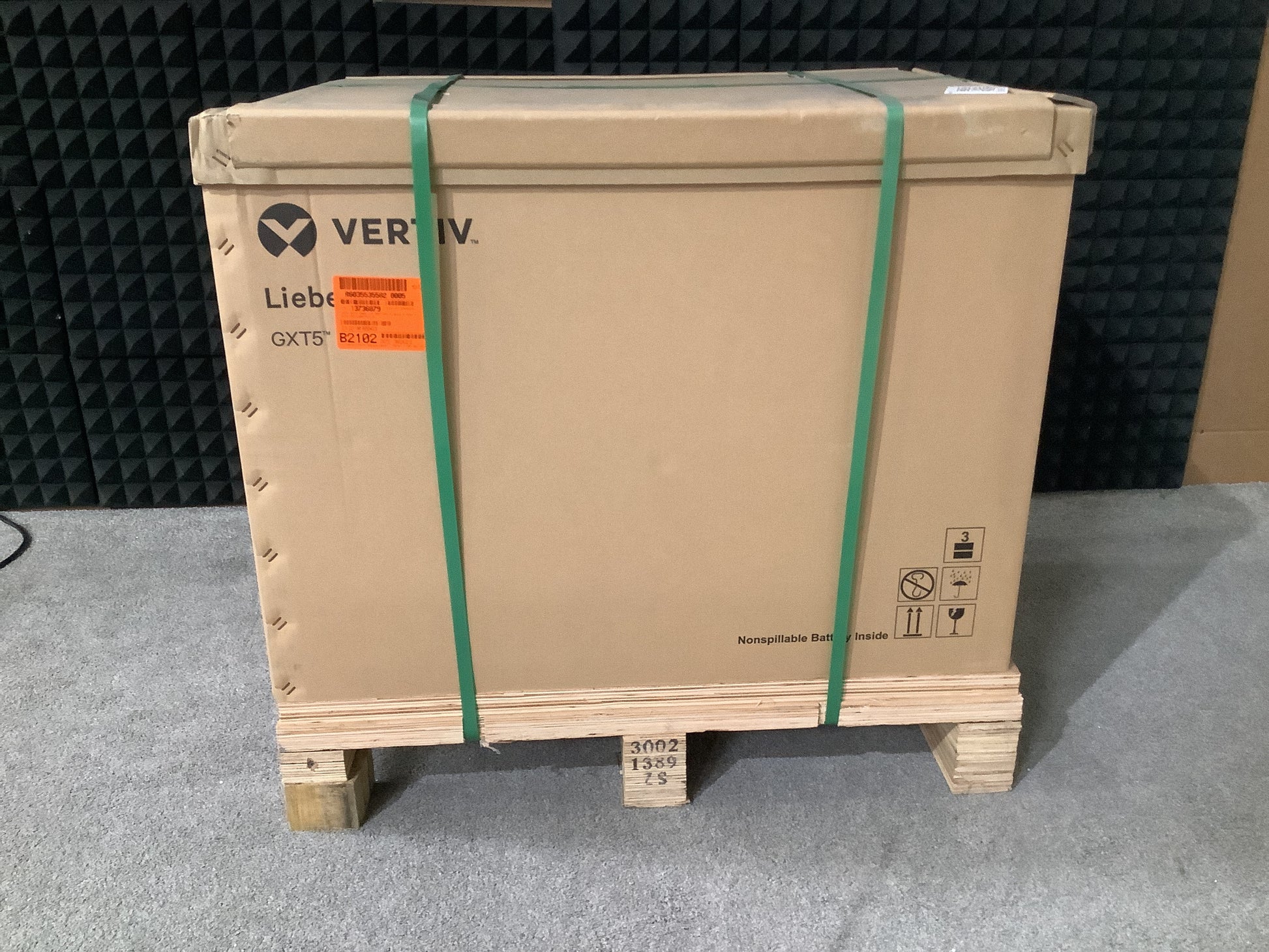 Vertiv-Liebert-GXT5-4900VA--208v-