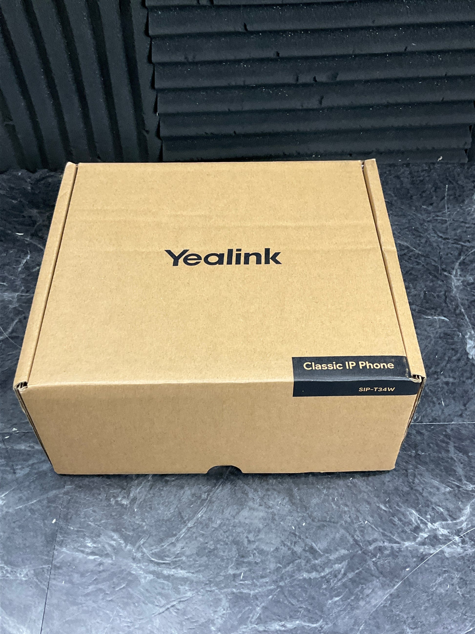 Yealink-IP-Phone-w--4-Lines