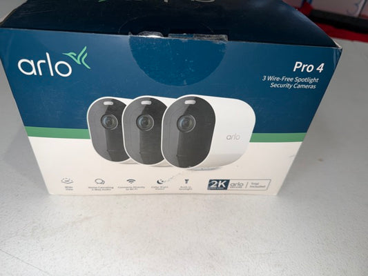 Arlo-Pro-4-Spotlight-Camera--2K---3-pack-