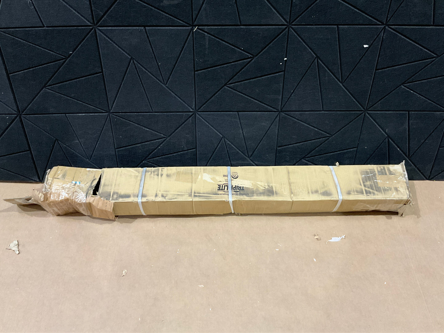 25U-2-POST-OPEN-FRAME-RACK-THREADED-HOLES-800LB-CAPACITY