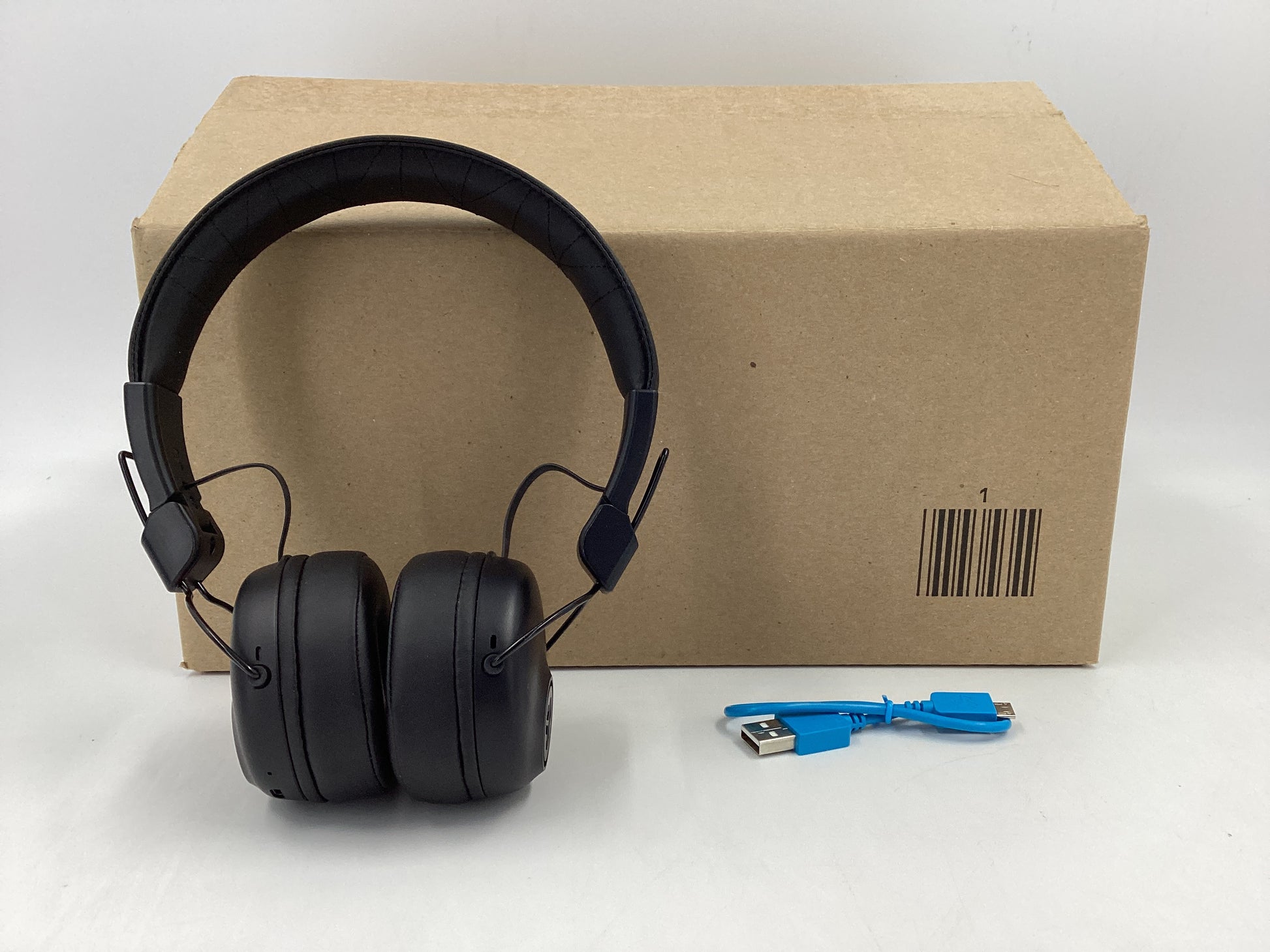 JLab-Studio-Headphones--black-
