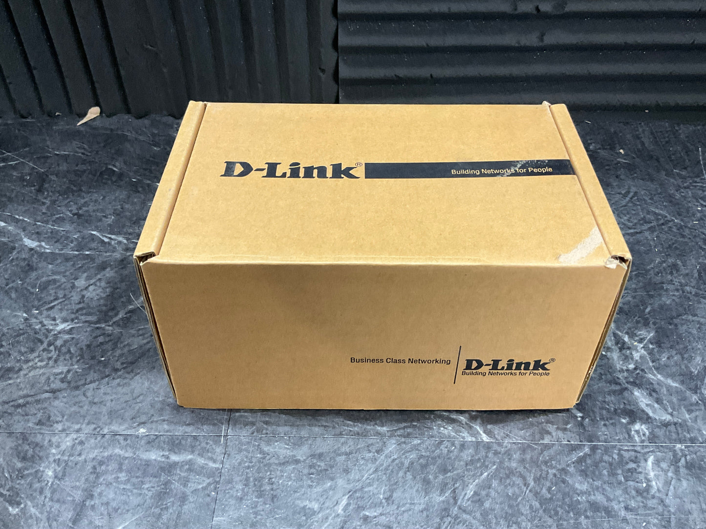 D-Link-Wall-Mount-Bracket--4602-4605-4802-