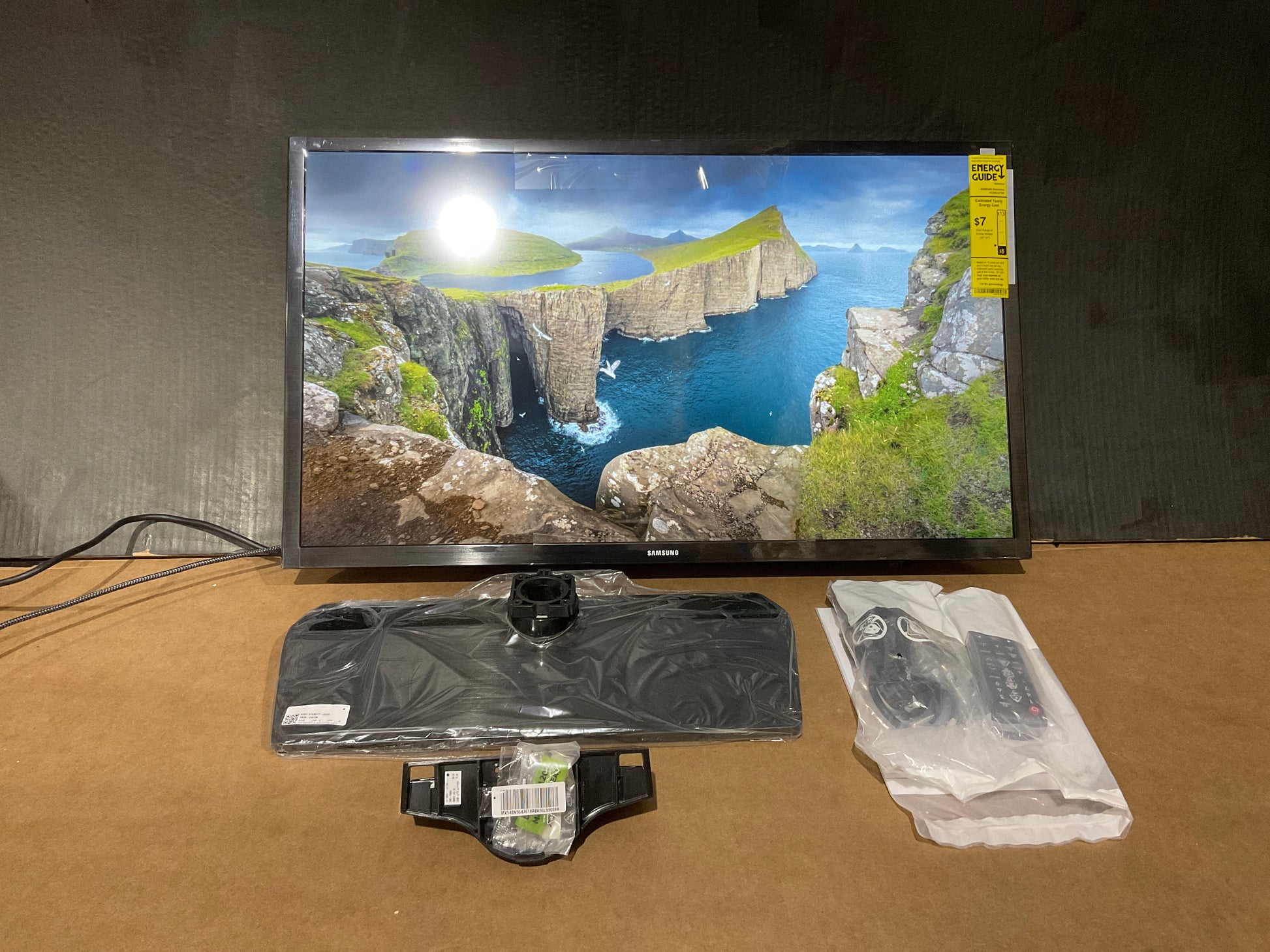 Samsung-NJ477NF-32--LED-LCD-Hospitality-TV--WXGA-