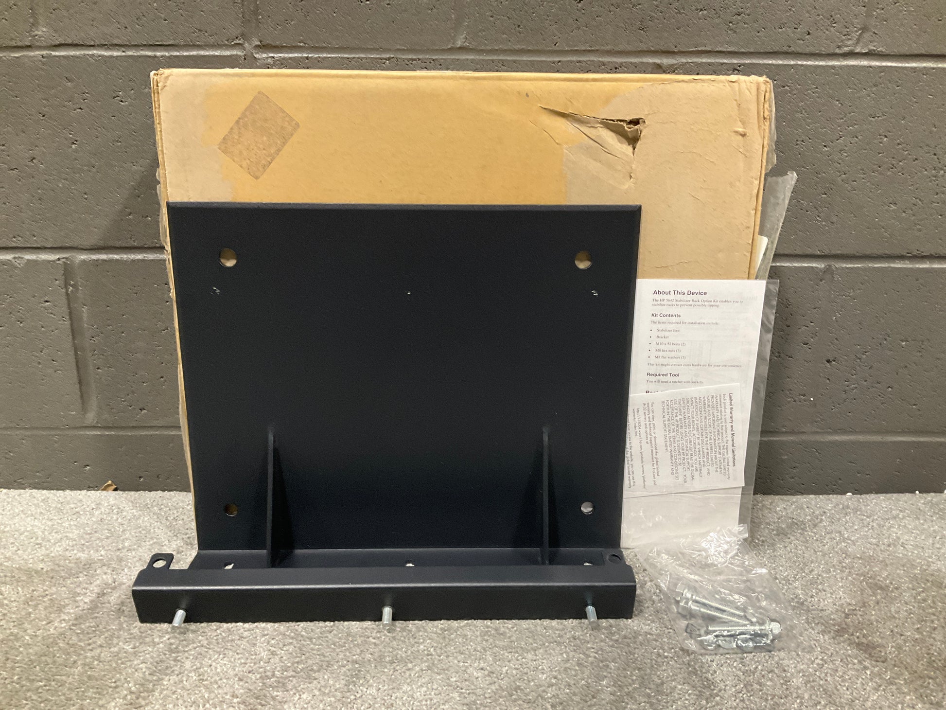 Compaq-5642-Rack-Stabilizer-Kit