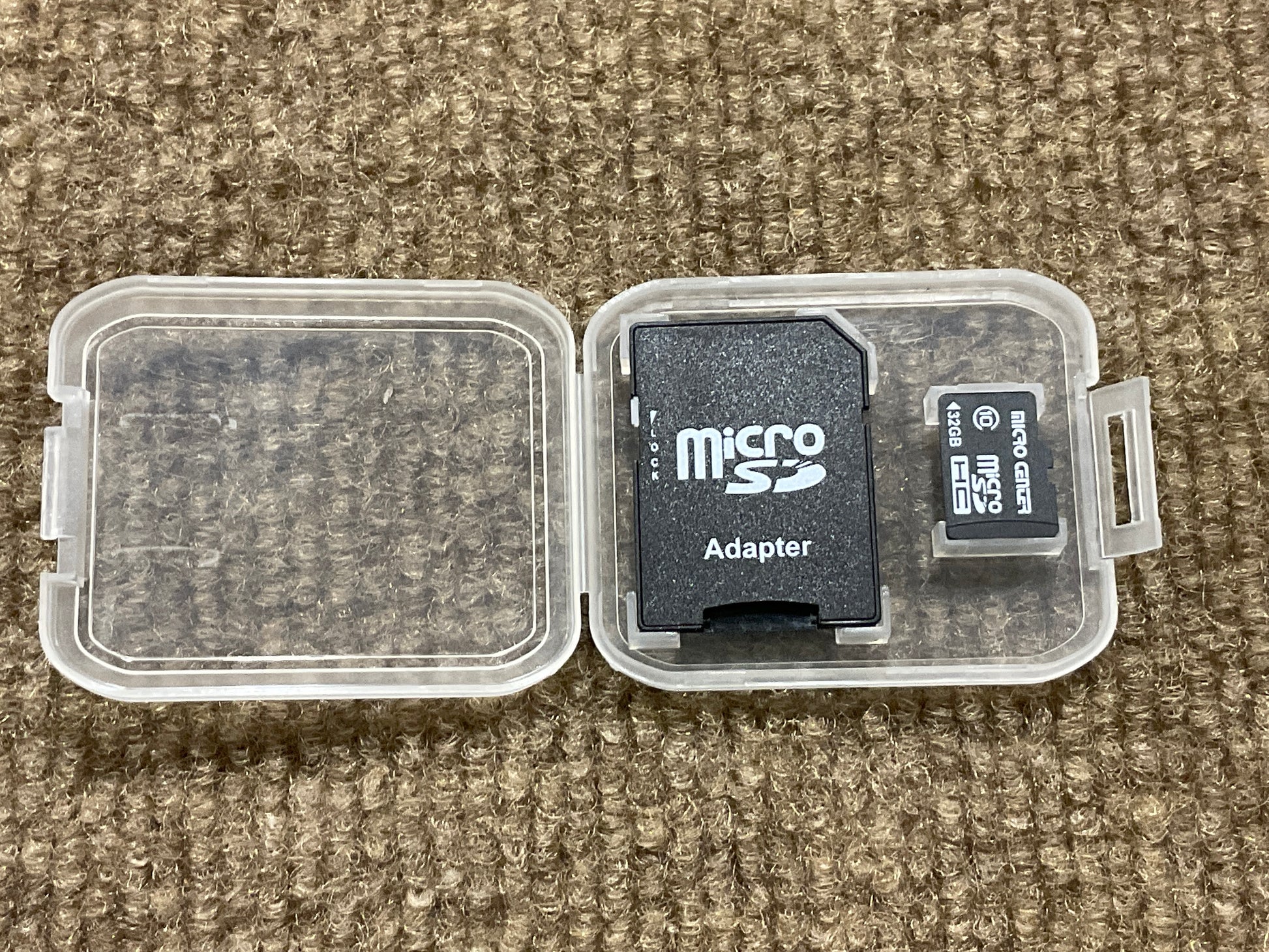 V7-32GB-Secure-Digital-Card
