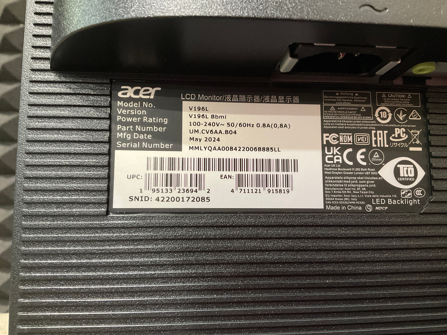 Acer-V196Lb-19--LED-LCD-Monitor--SXGA-