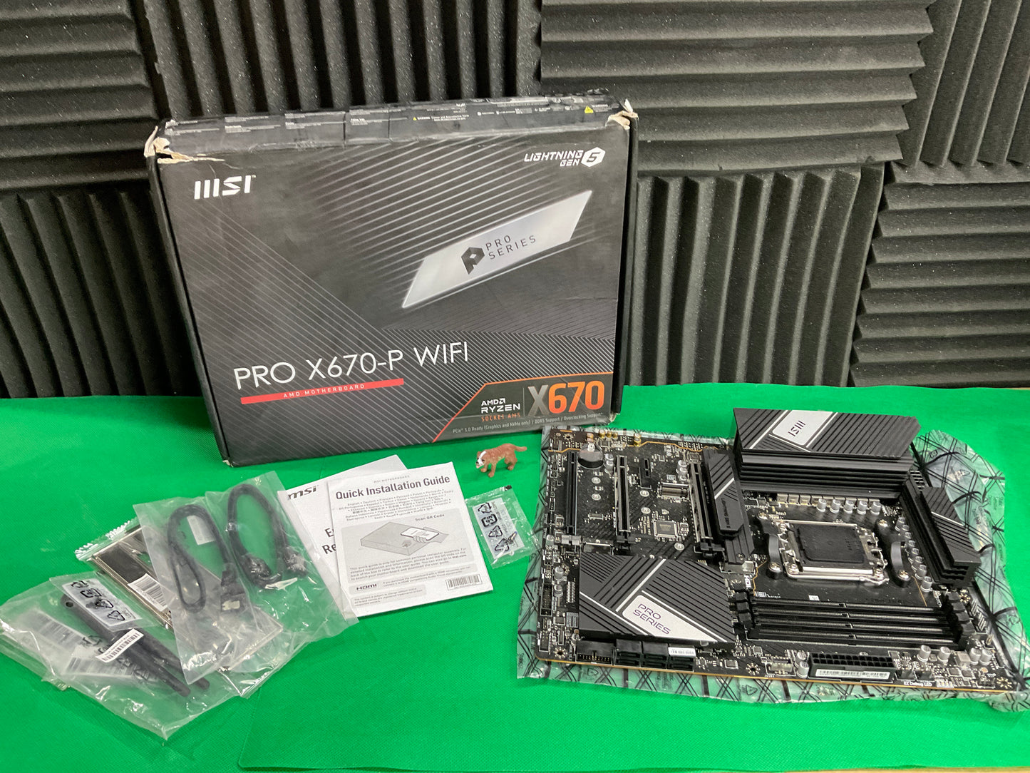 MSI-Pro-X670-P-ATX-Socket-AM5-DDR5-WiFi6E-USB3-2-2-5GbE-MotherBoard