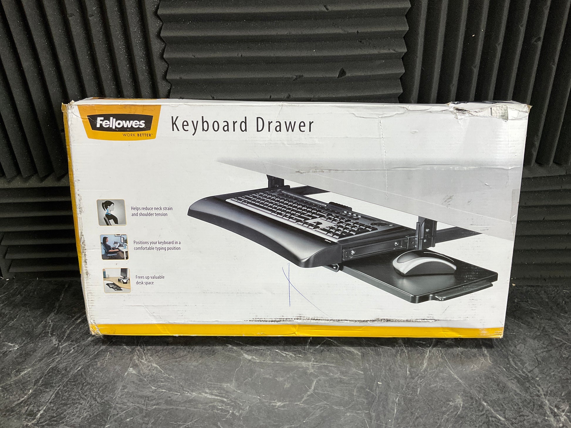 Fellowes-Office-Suites-Deluxe-Keyboard-Drawer