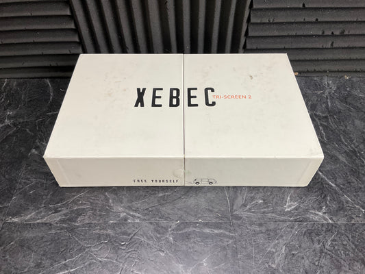 Xebec-Tri-Screen-2