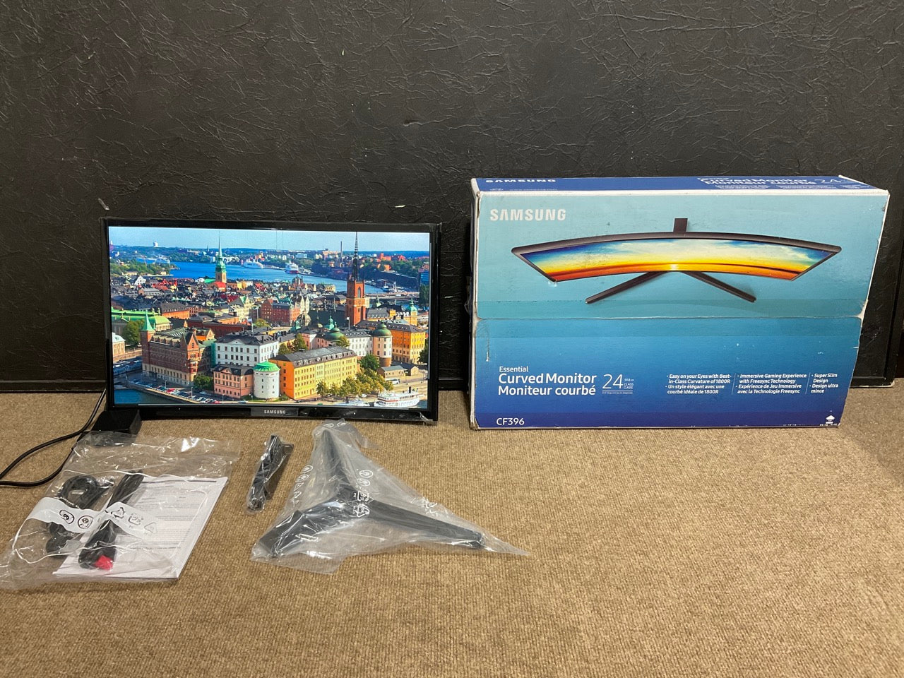 Samsung-CF396-24--Curved-LED-LCD-Monitor--1080p-