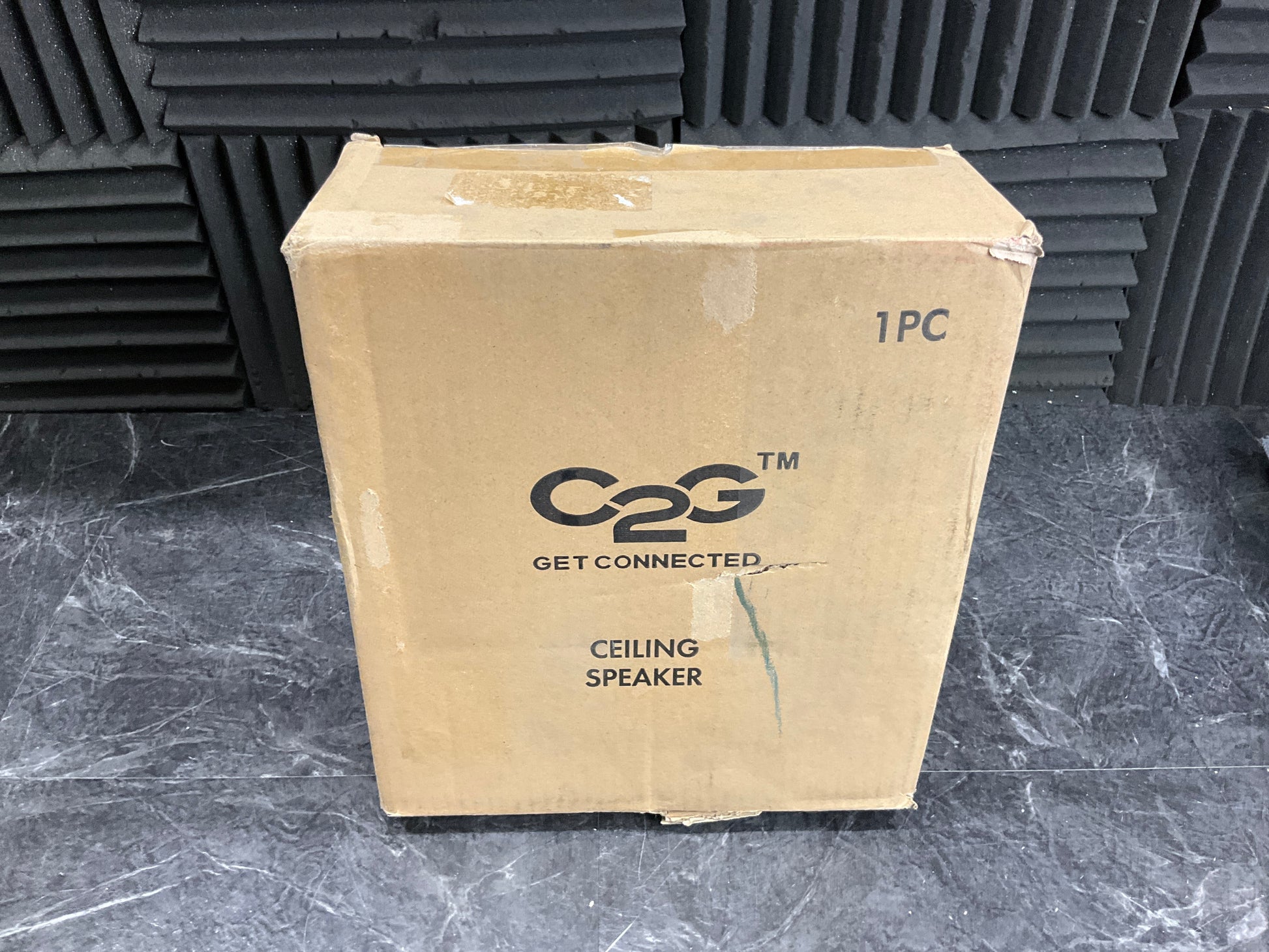 C2G-6in-Ceiling-Speaker