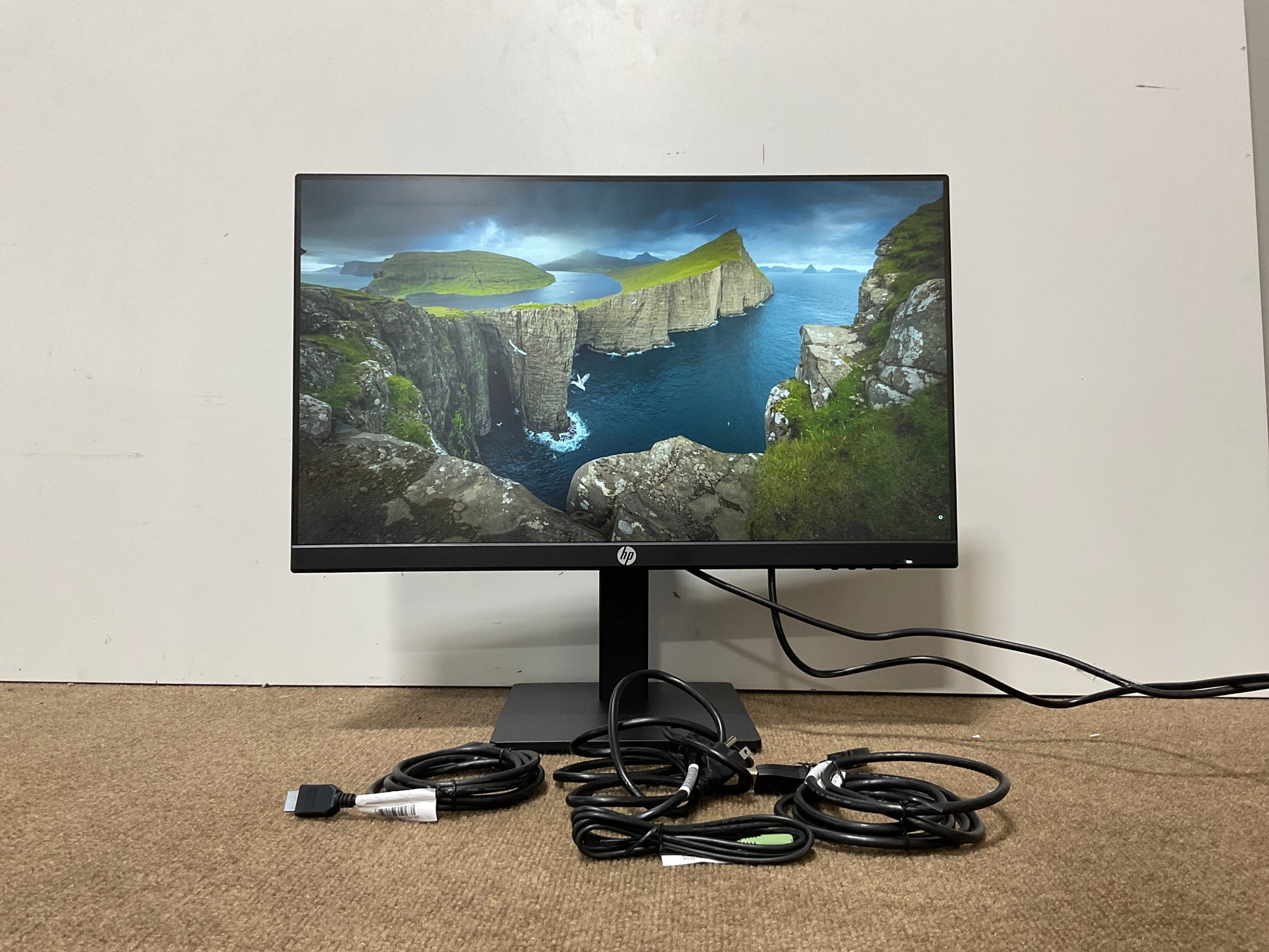 HP-P24h-G4-23-8--LED-LCD-Display--1080p-