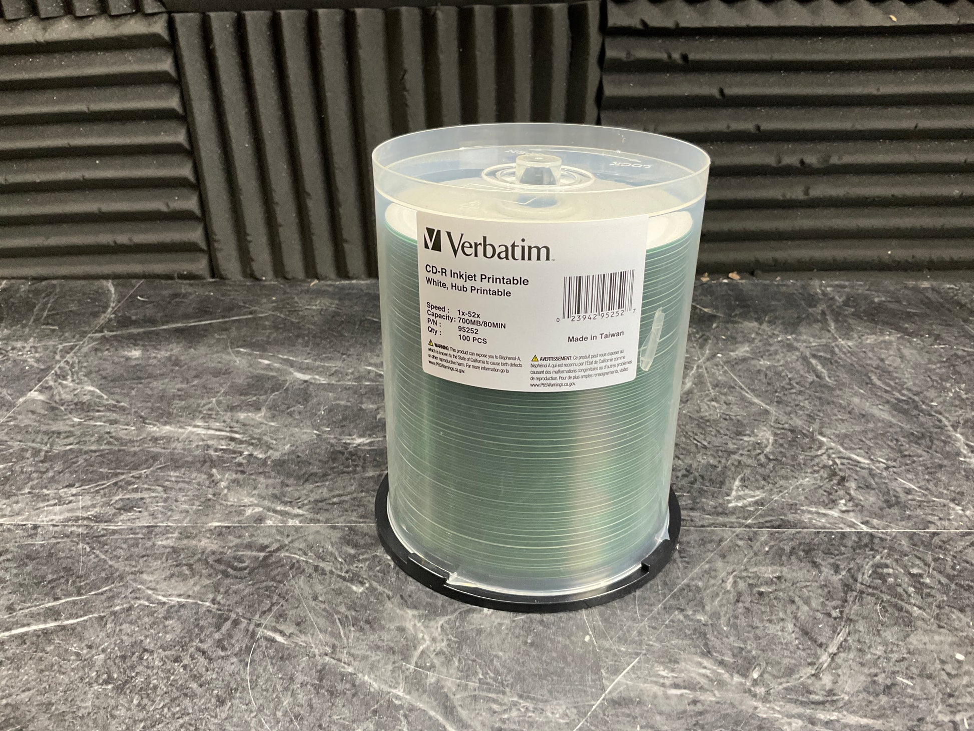 Verbatim-52x-CD-R-Media---80-minuntes,-700MB--100-pack-