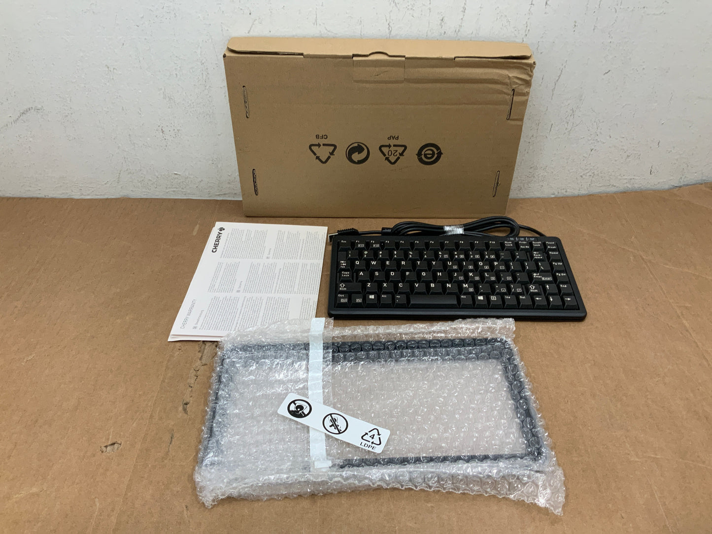 Cherry-Electrical-Ultraslim-USB-Keypad