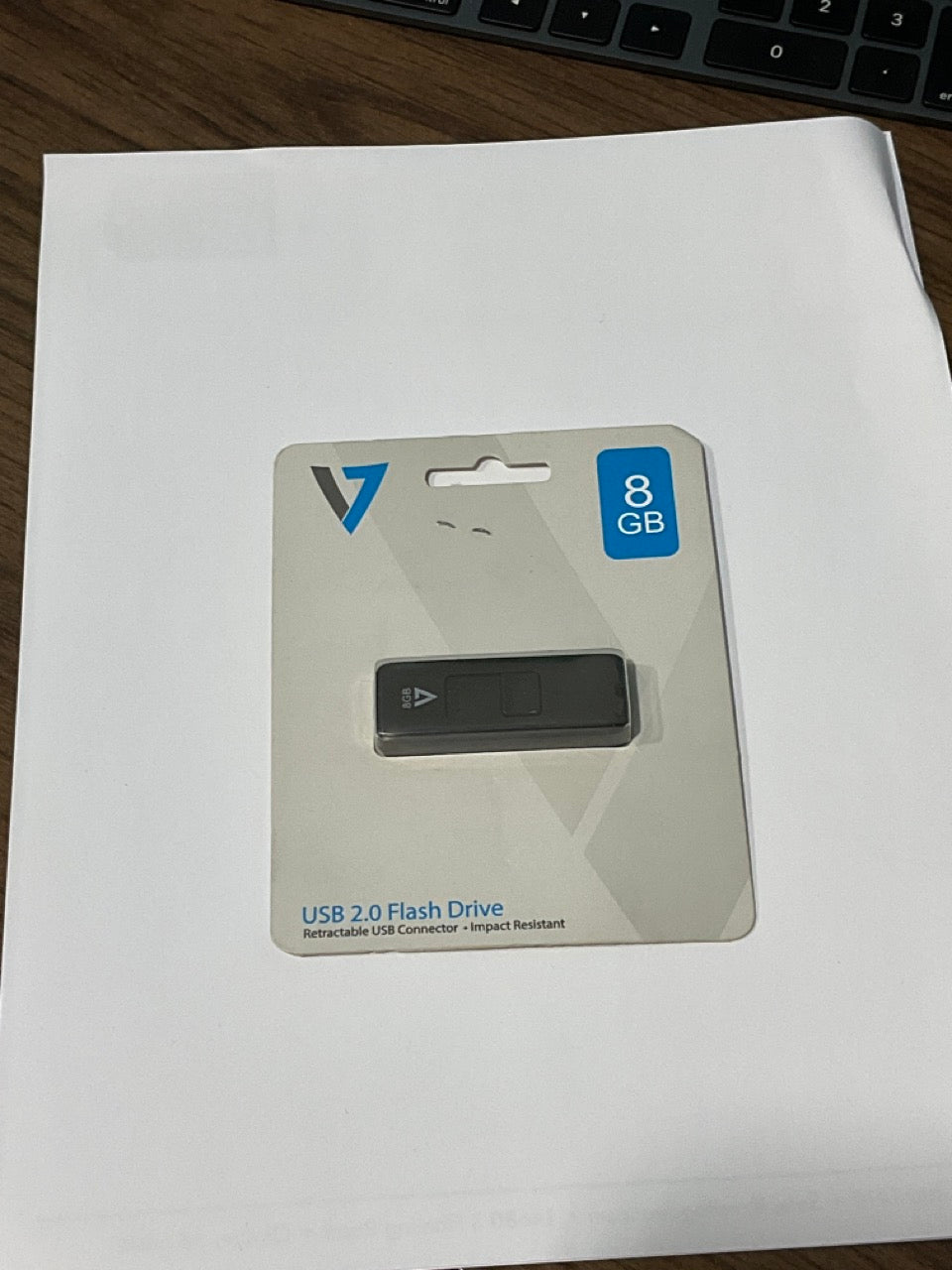 V7-8GB-USB-Flash-Drive--black-