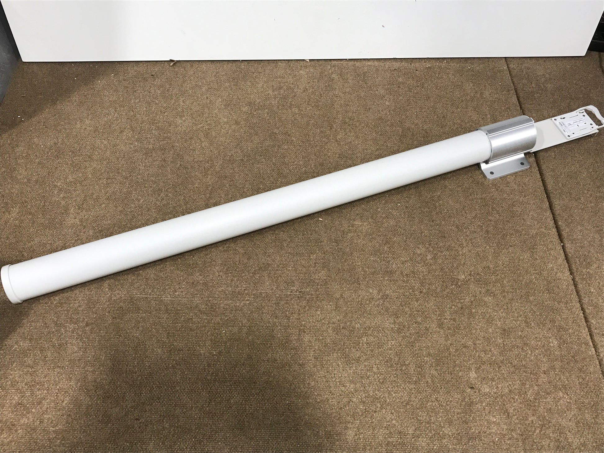 Ubiquiti-AirMax-Omni-Antenna--2Ghz-