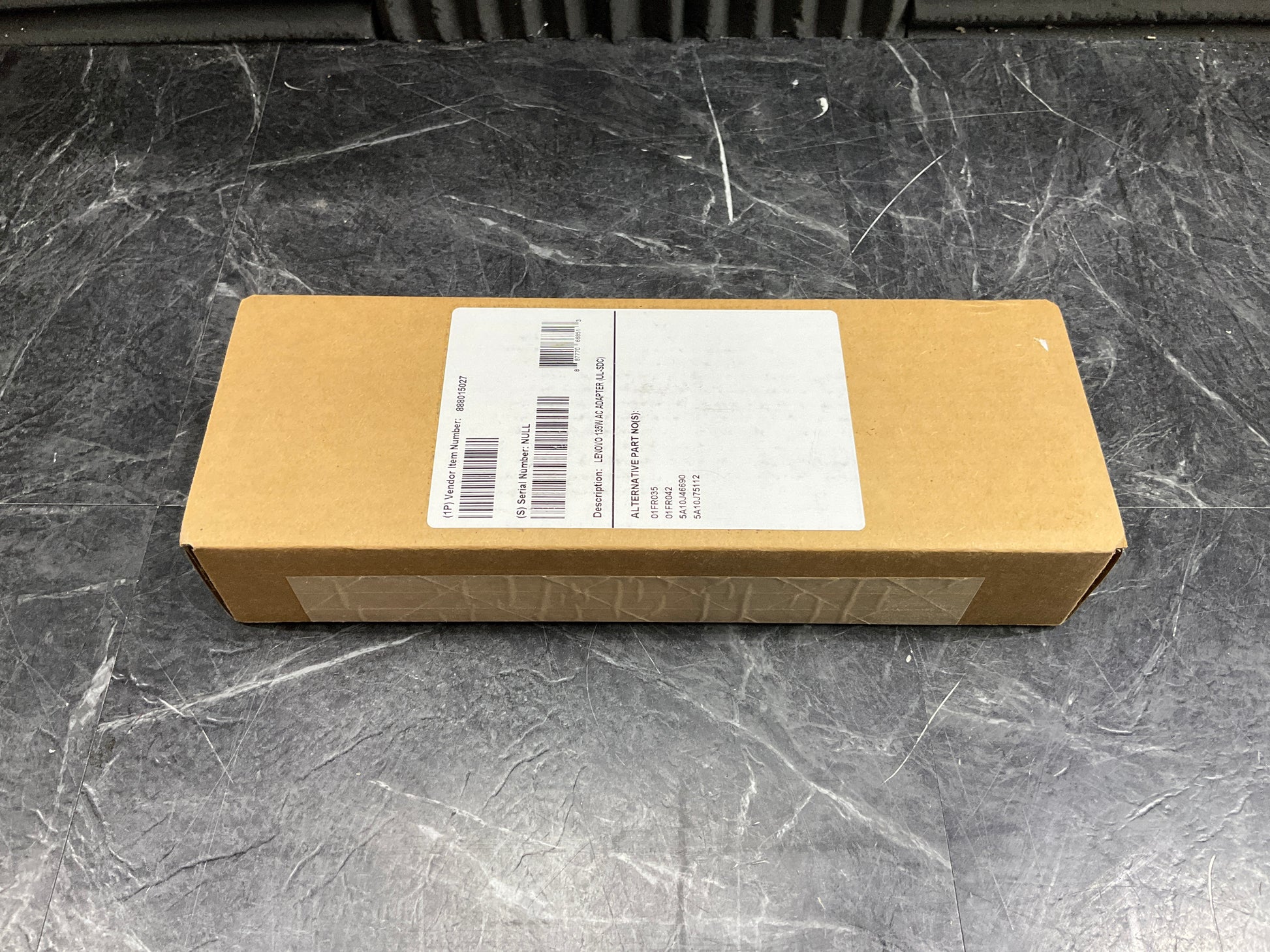 Lenovo-135W-AC-Adapter