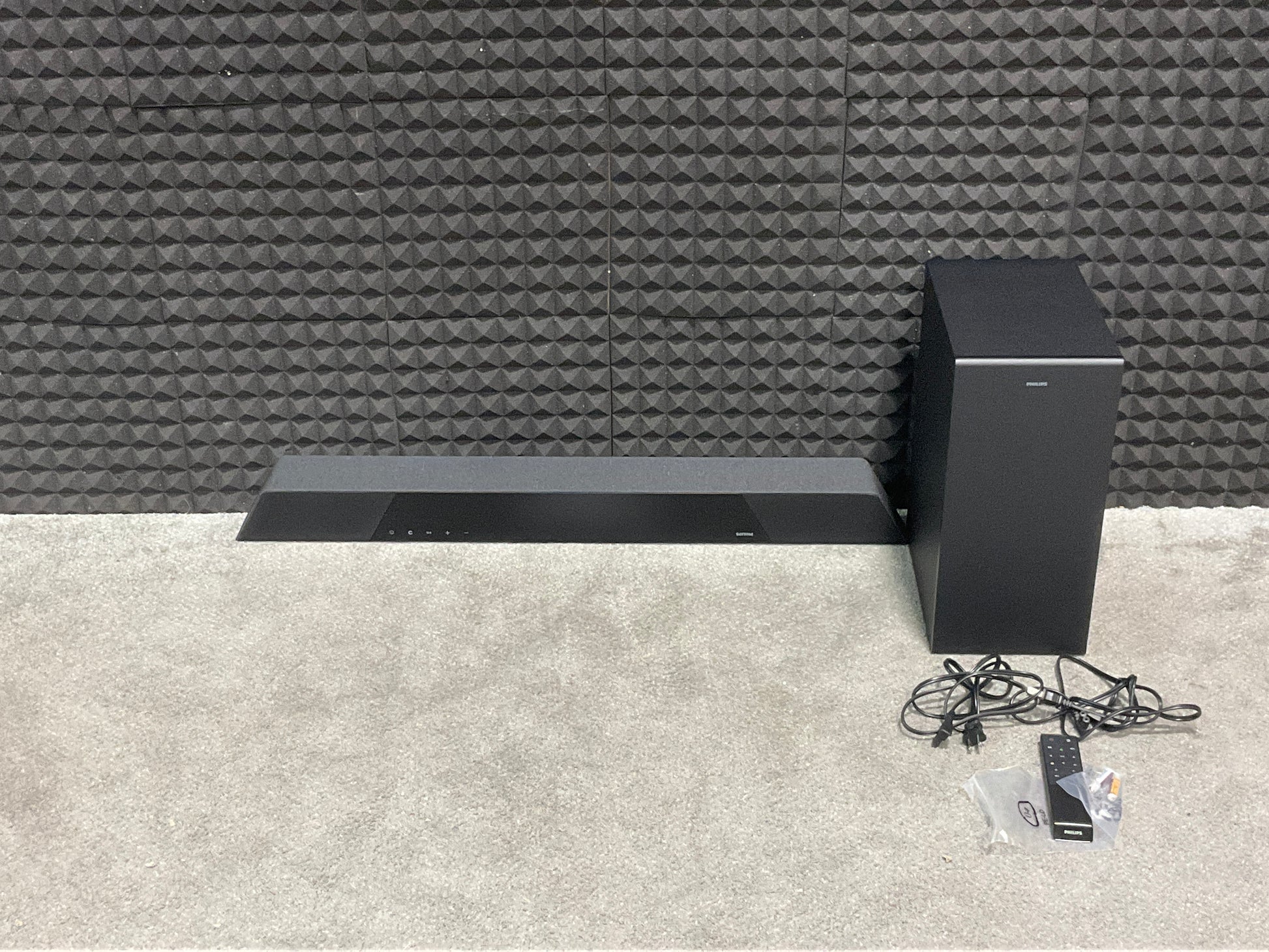 Philips-5-1-2-Sound-Bar-with-Wireless-Subwoofer