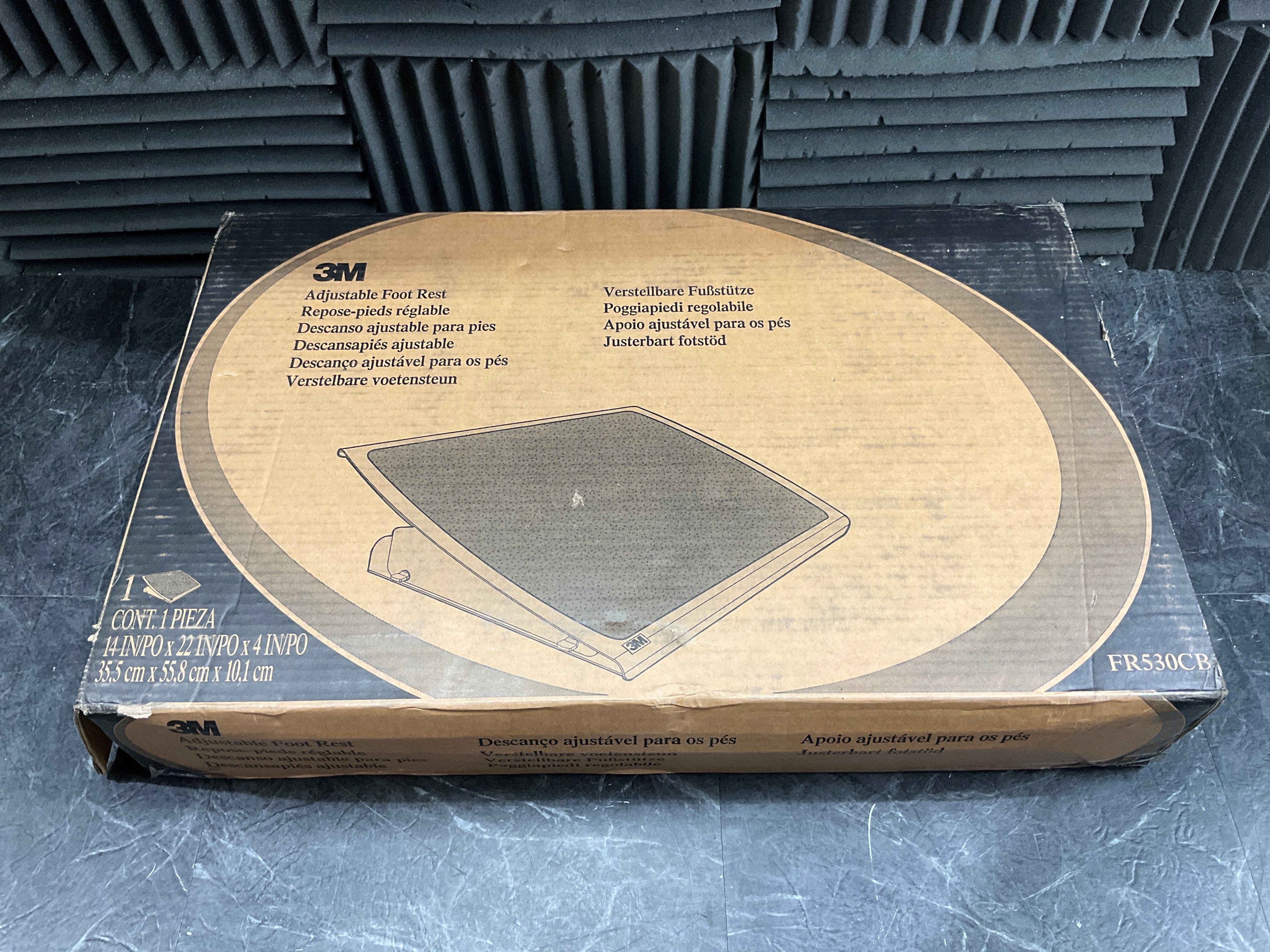 3M Adjustable Foot Rest – Bstock