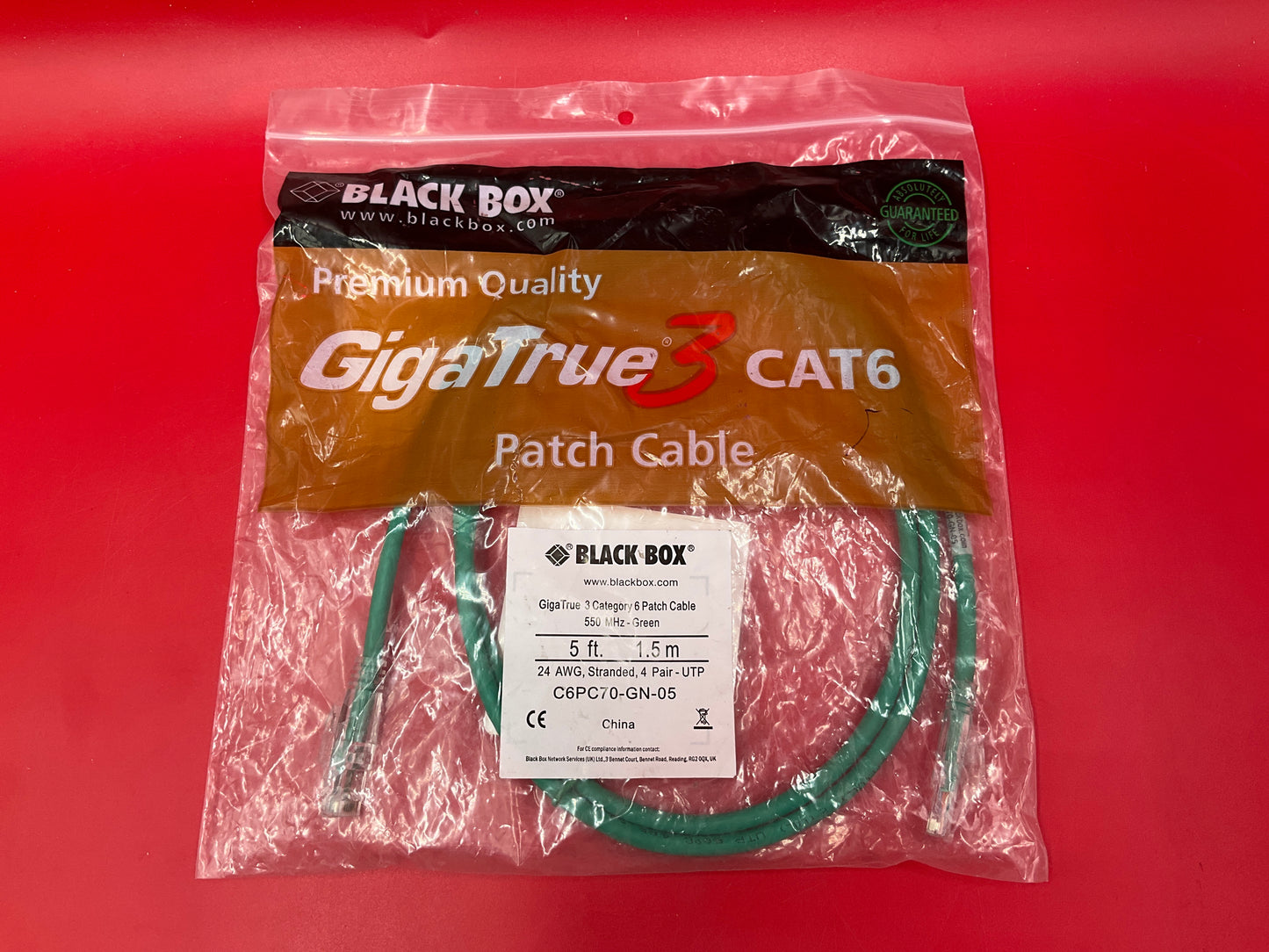BlackBox-Gigatrue-550-CAT-6-Patch-Cable,-Snagless-Lockable---5-feet--green-