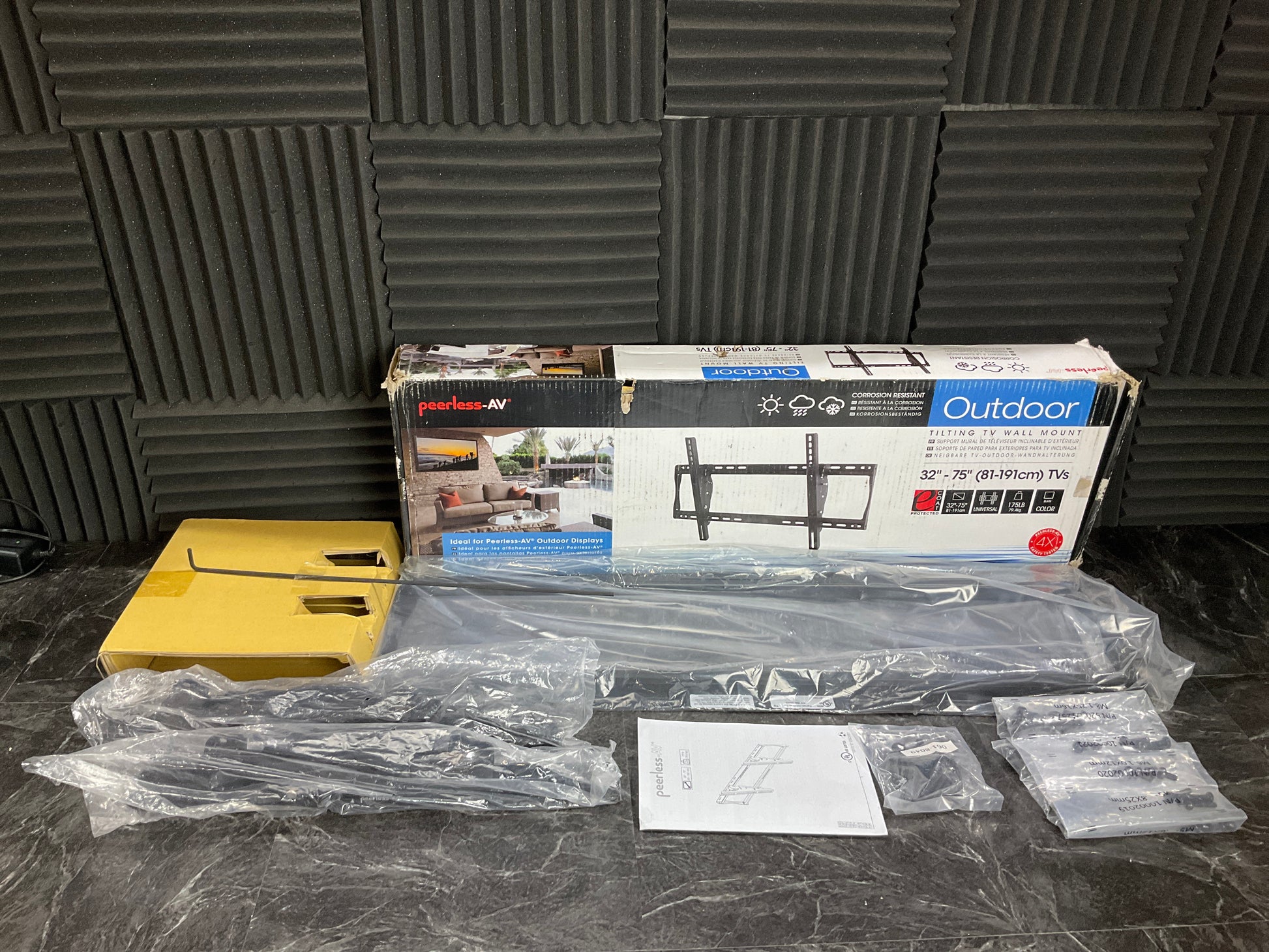 Peerless-Universal-Wall-Mounting-Kit--32--55--