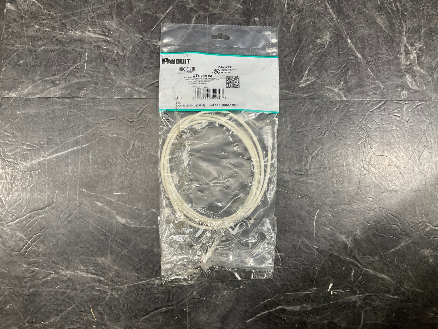 Panduit-CAT-6-Booted,-Snagless-Patch-Cable---6-feet--red-