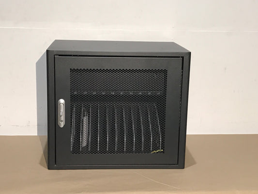 V7-Charge-Station-12