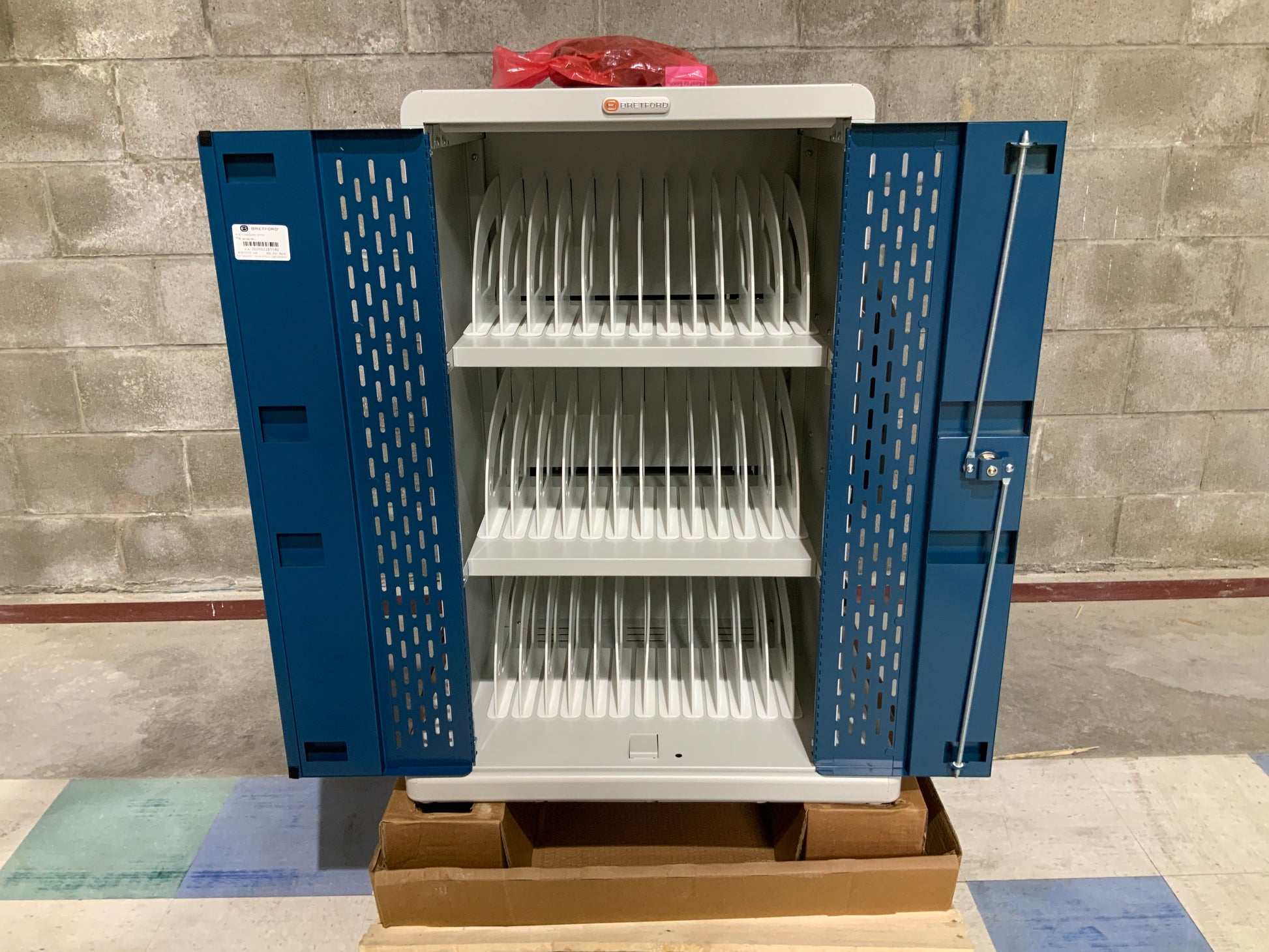 Bretford-Chromebook-Charging-Cart-36