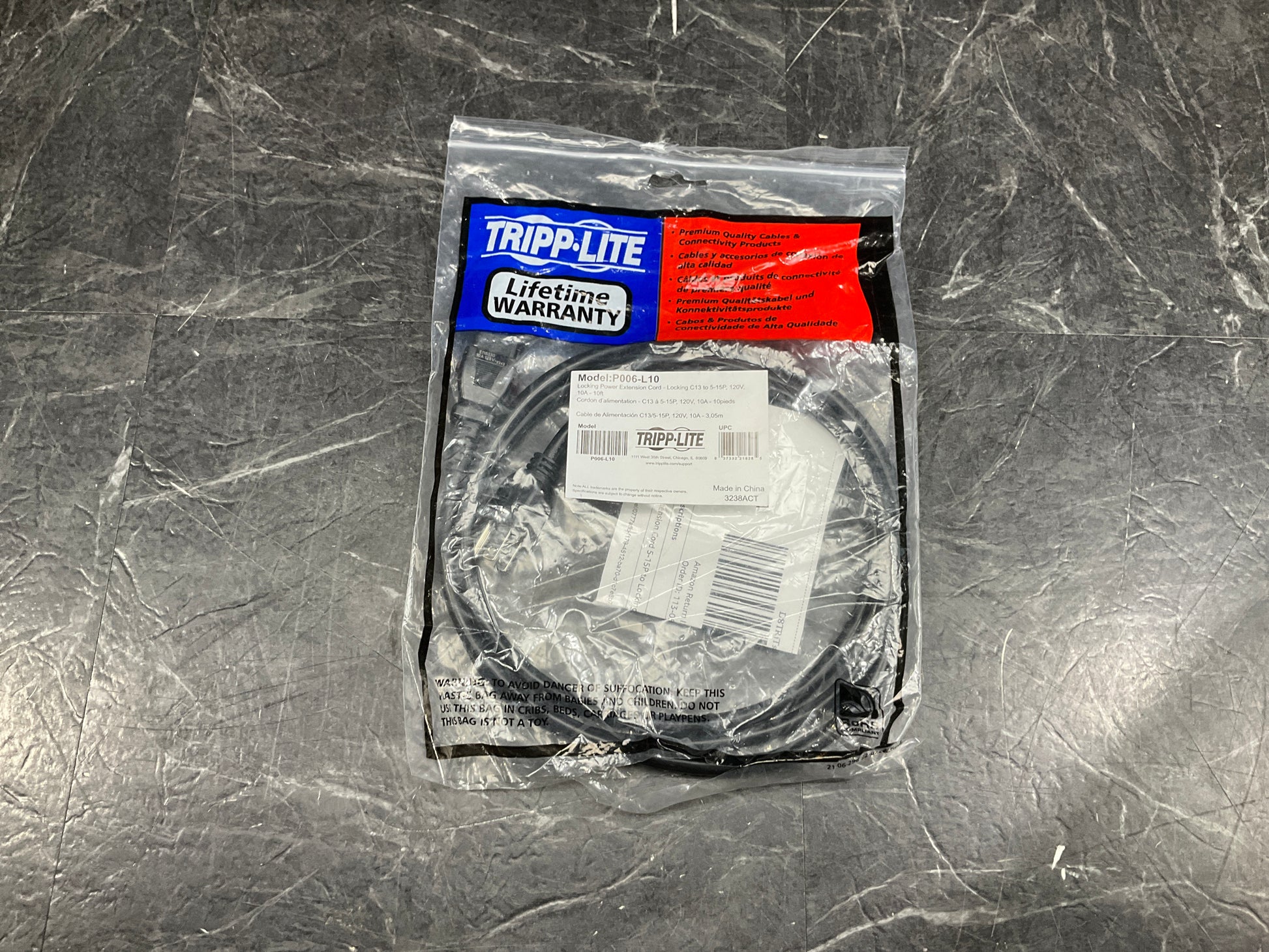 TrippLite-Locking-power-Extention-Cord--C13-to-5-15P-