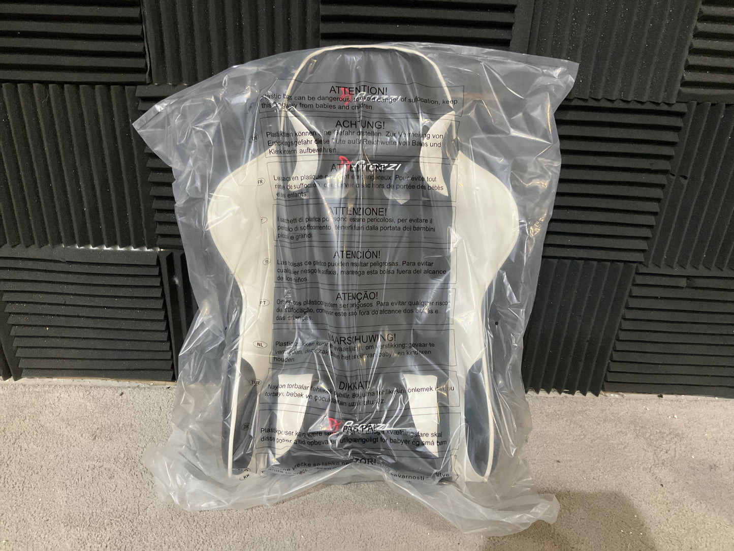 Arozzi-Verona-Pro-Gaming-Chair--v2-