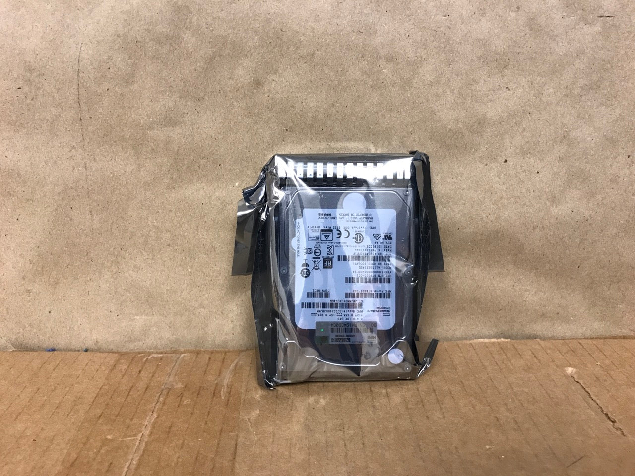 HPE-2-4TB-SAS3-10000-rpm-Hard-Drive--SFF-Hot-Swap-