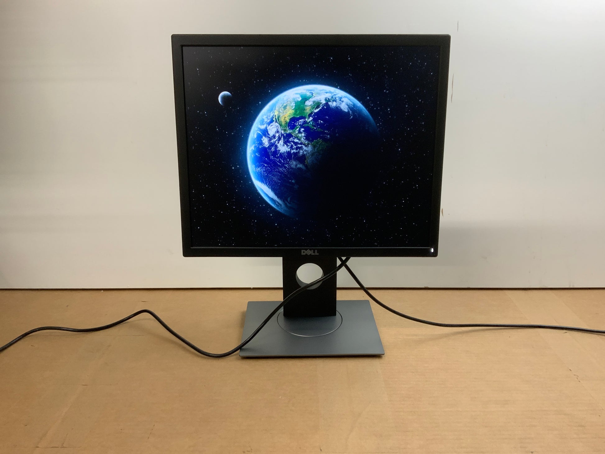 Dell-P1917SE-19--LED-LCD-Display--SXGA-