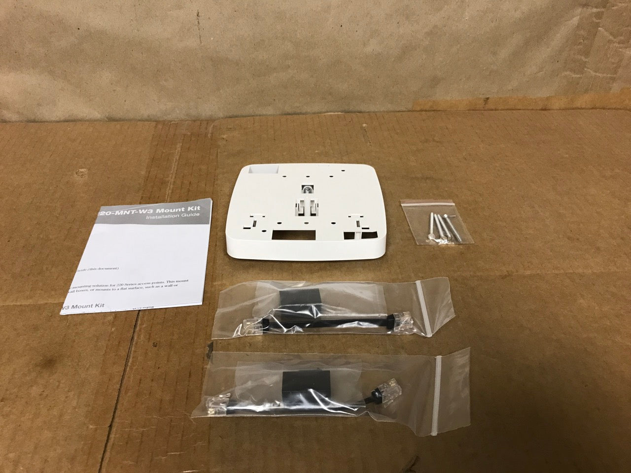 HPE-Aruba-Mounting-Kit--AP-220-