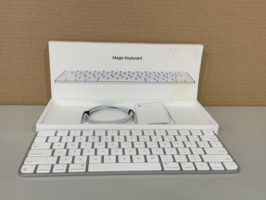Apple-Magic-Keyboard--2021-