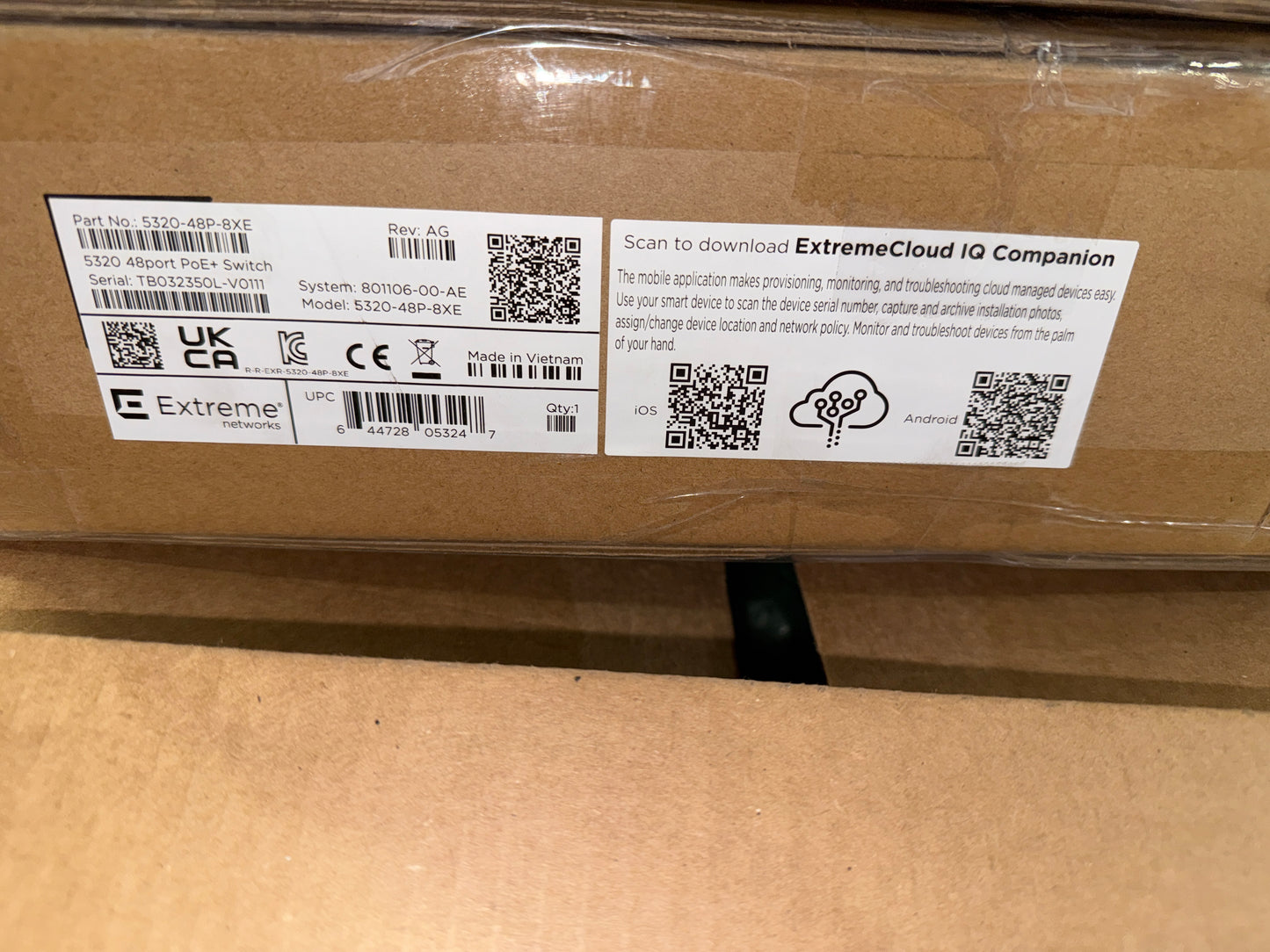 Extreme-Networks-ExtremeSwitching-5320-48-port-10-100-1000--PoE----8-port-10-Gigabit-SFP--Switch