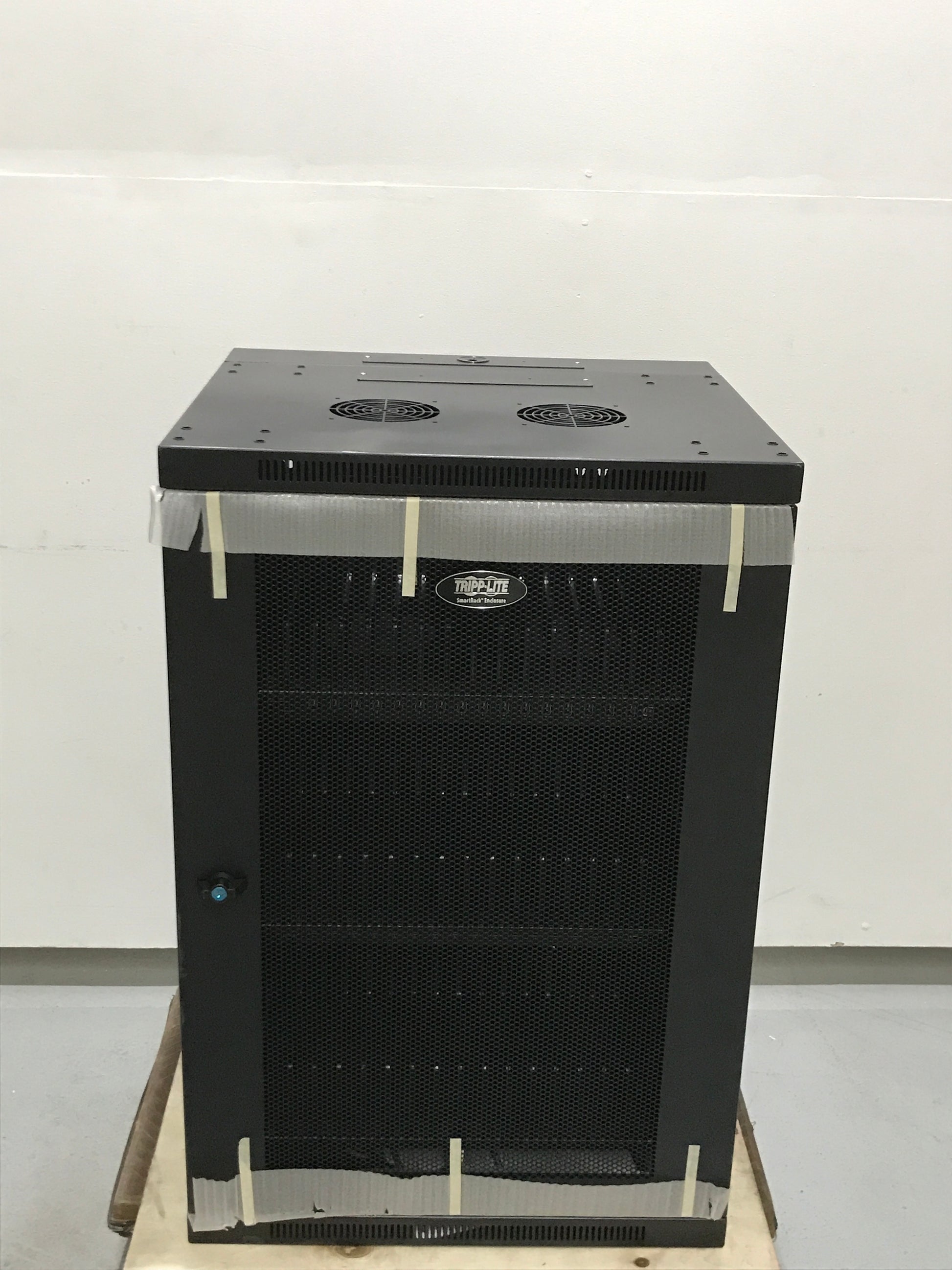 Tripp-Lite-Charging-Cart-Storage-Station-48-USB
