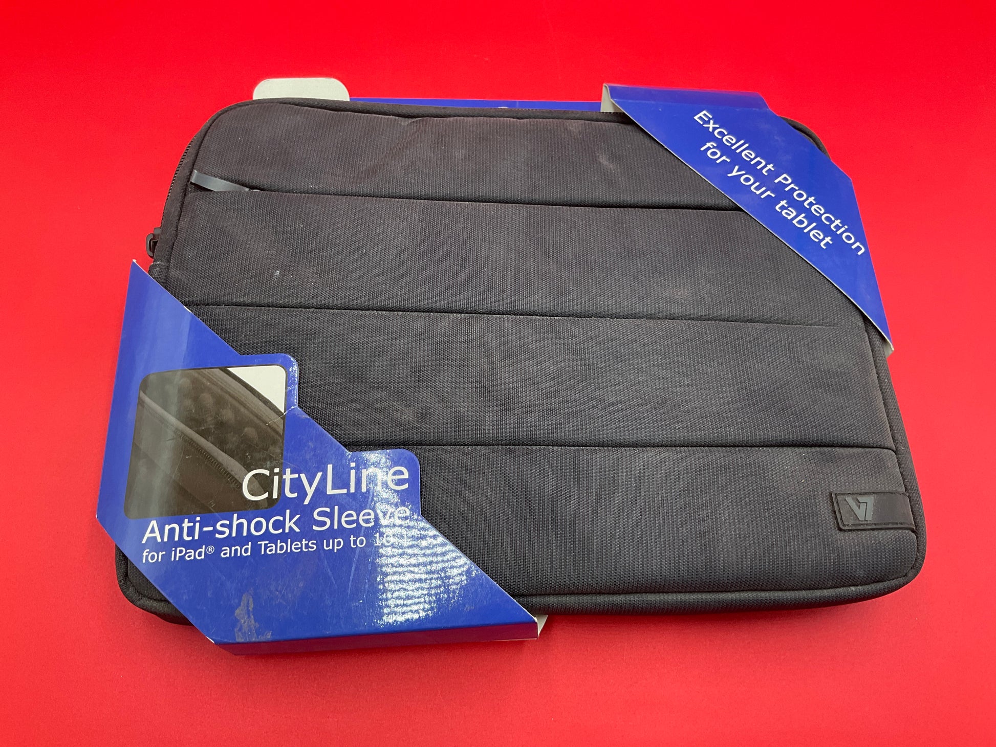 V7-Cityline-Protective-Sleeve--iPad-Air---black-