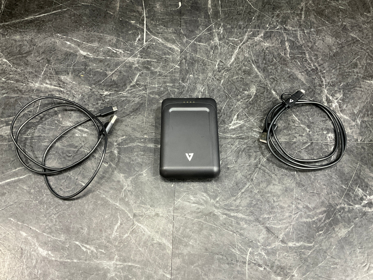 V7-USB-Powerbank